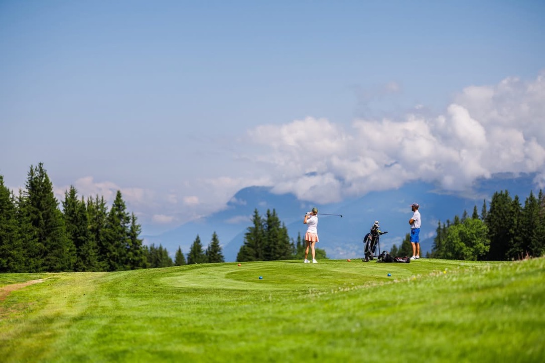 French property for sale in MERIBEL LES ALLUES, Savoie - €1,590,000 - photo 