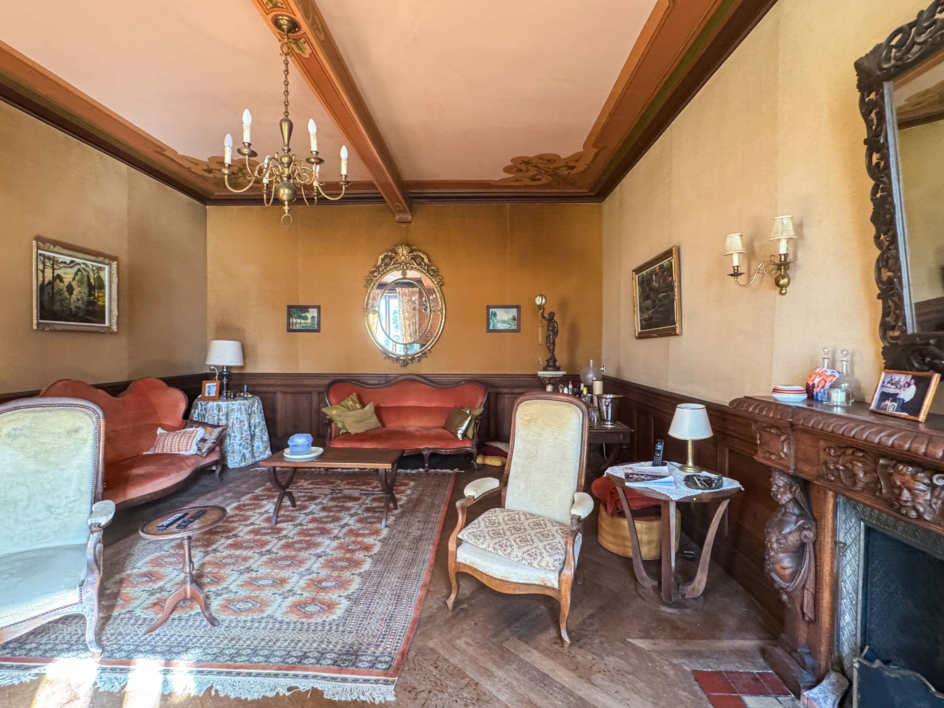 Propriété en France à vendre à Aumagne, Charente-Maritime - €879 800 - photo 