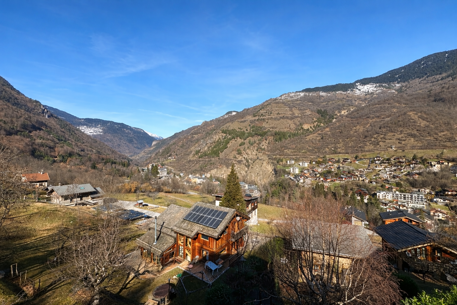 French property for sale in Courchevel, Savoie - €1,450,000 - photo 