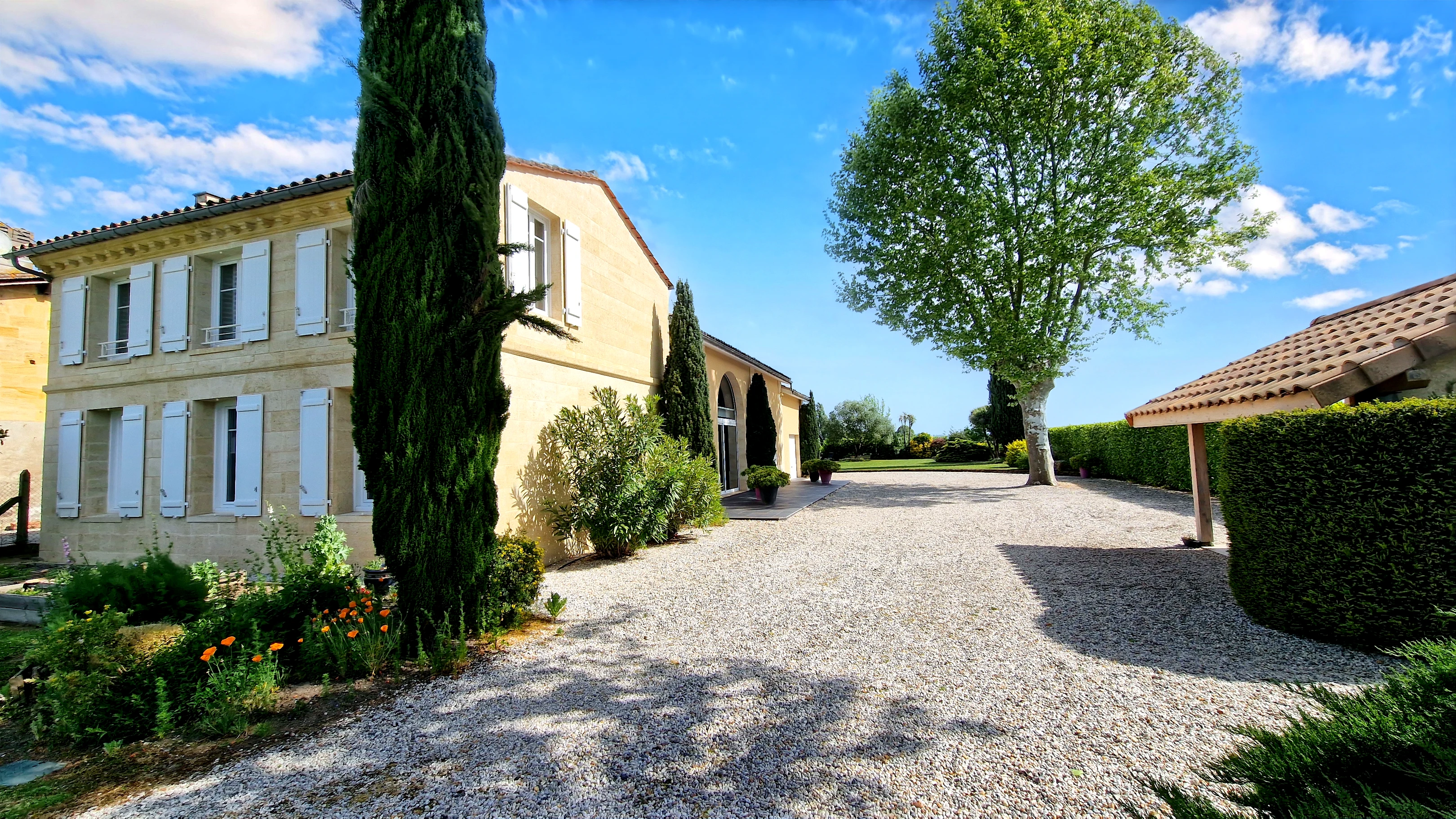 French property for sale in Vignonet, Gironde - €588,000 - photo 