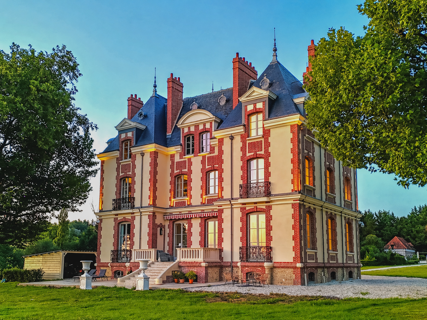 Propriété en France à vendre à Pont-l'Évêque, Calvados - €4 950 000 - photo 
