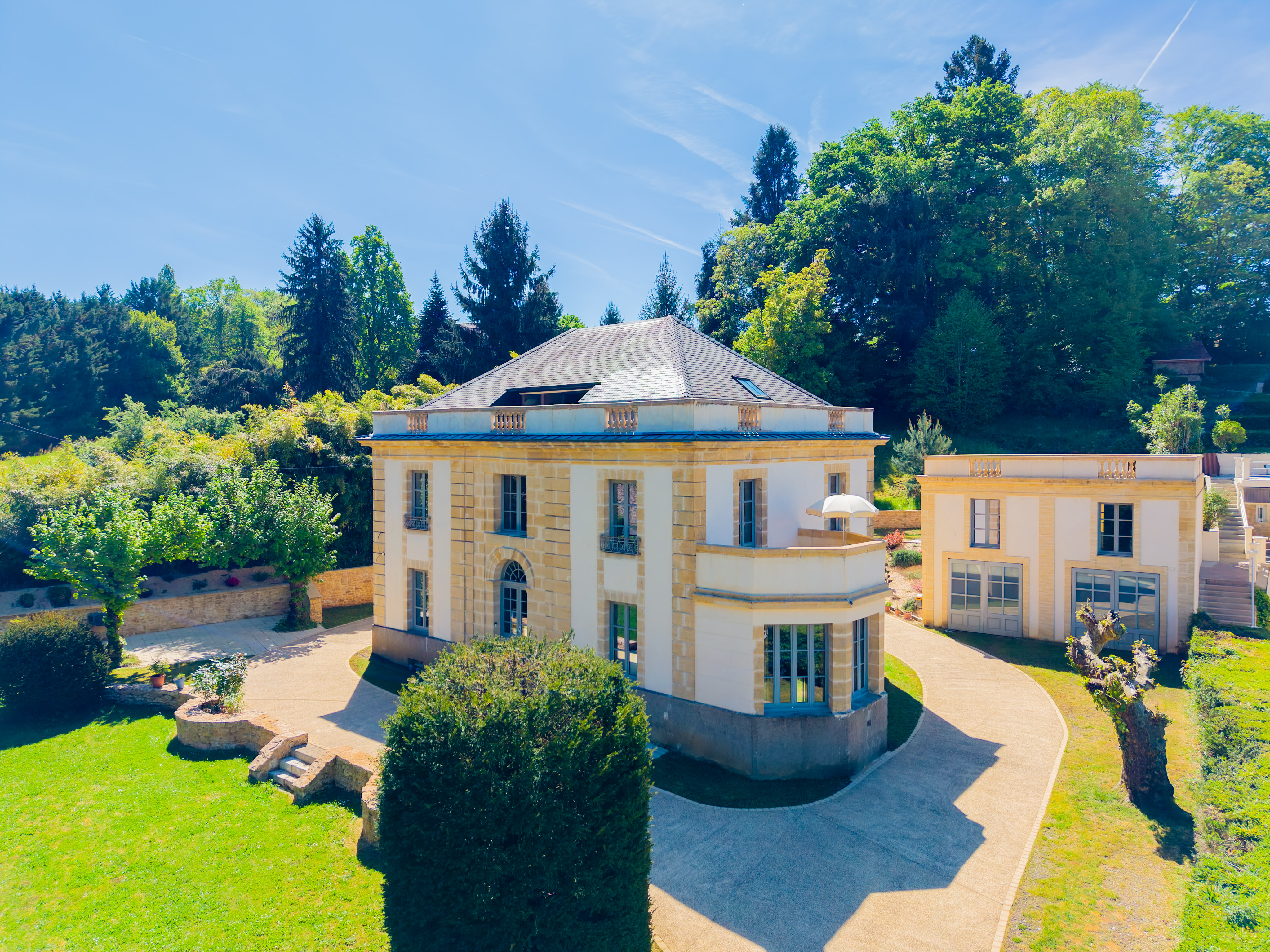 Propriété en France à vendre à Sarlat-la-Canéda, Dordogne - €1 895 000 - photo 