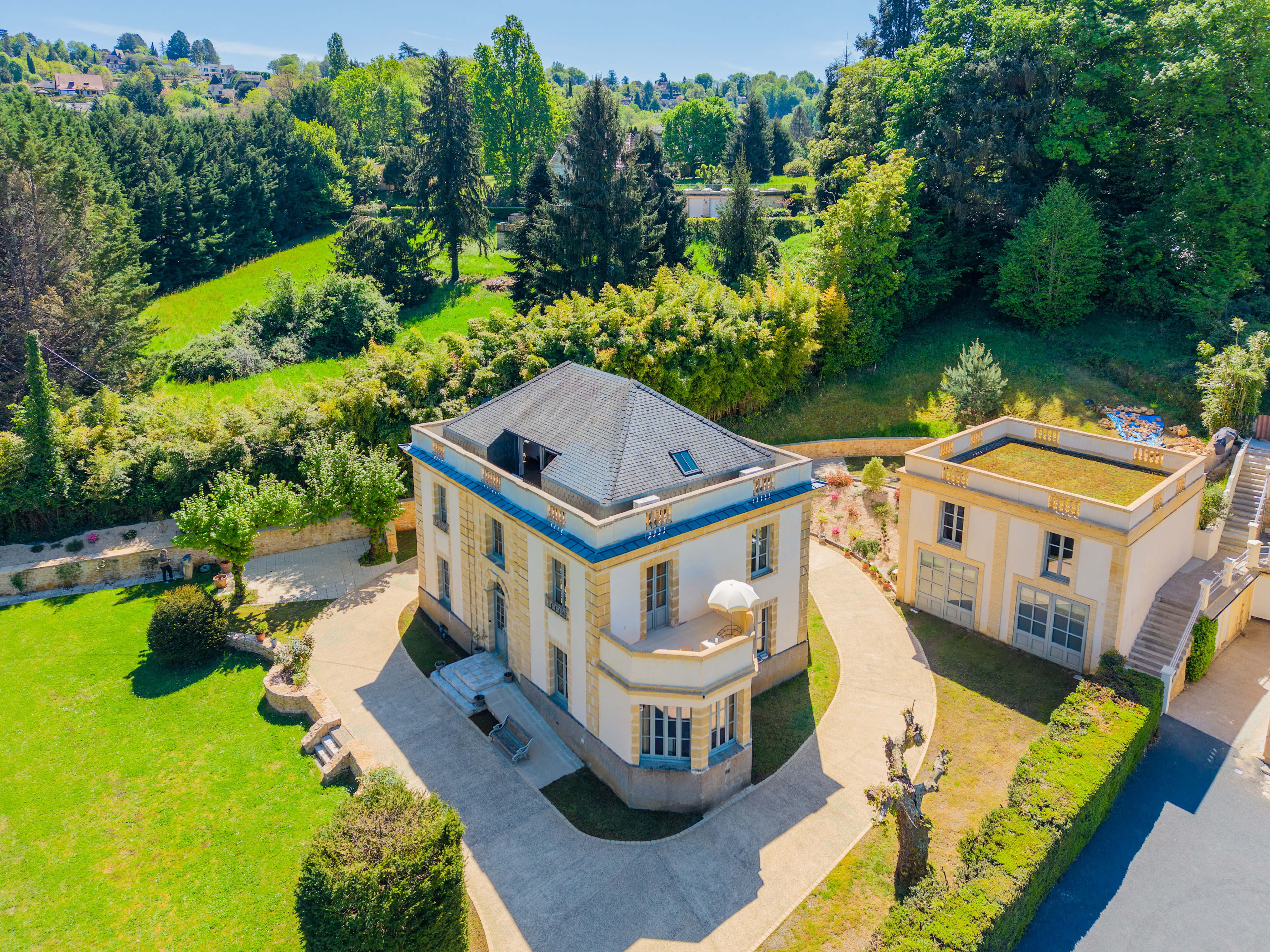 Propriété en France à vendre à Sarlat-la-Canéda, Dordogne - €1 895 000 - photo 