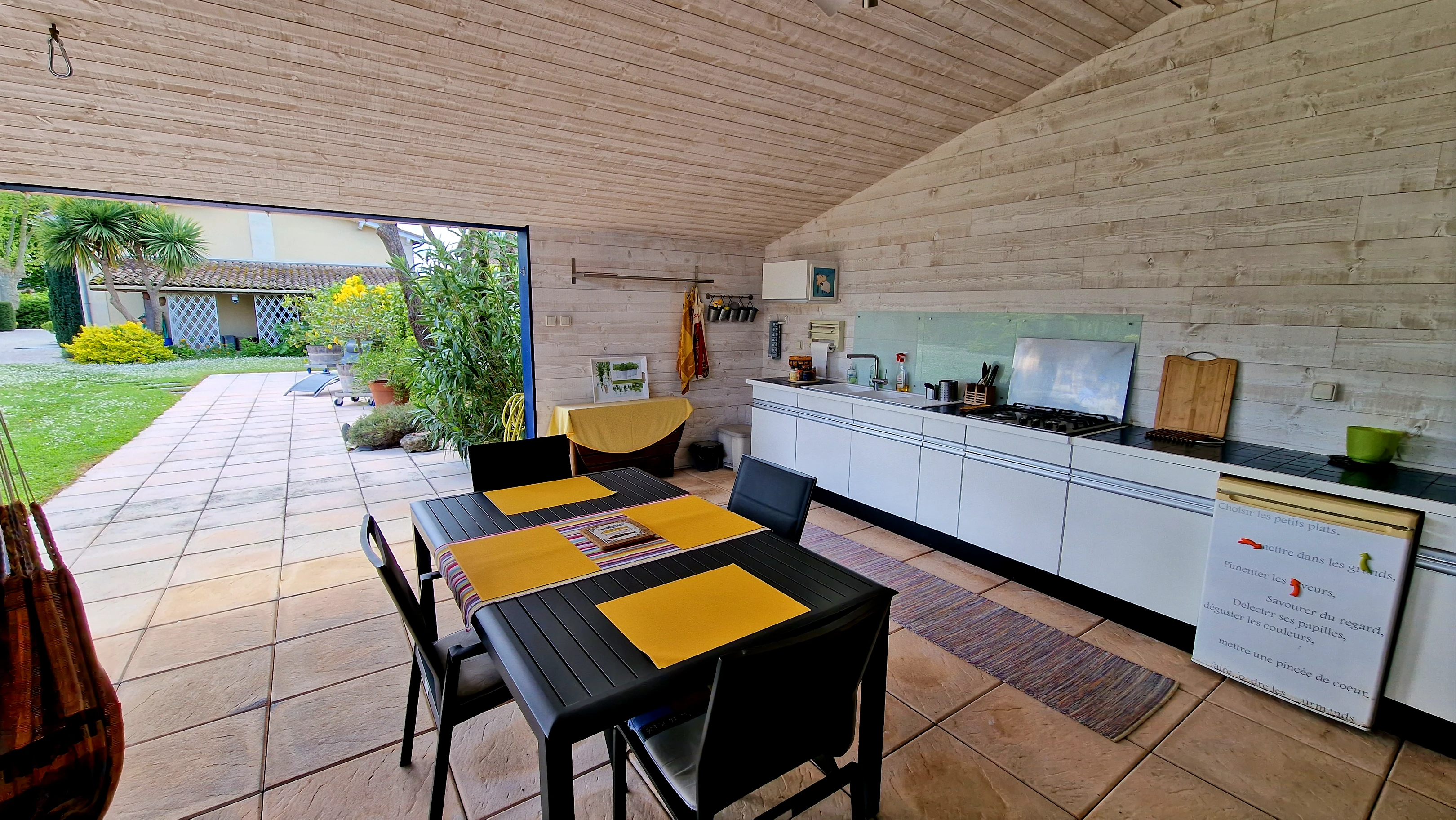 French property for sale in Vignonet, Gironde - €588,000 - photo 
