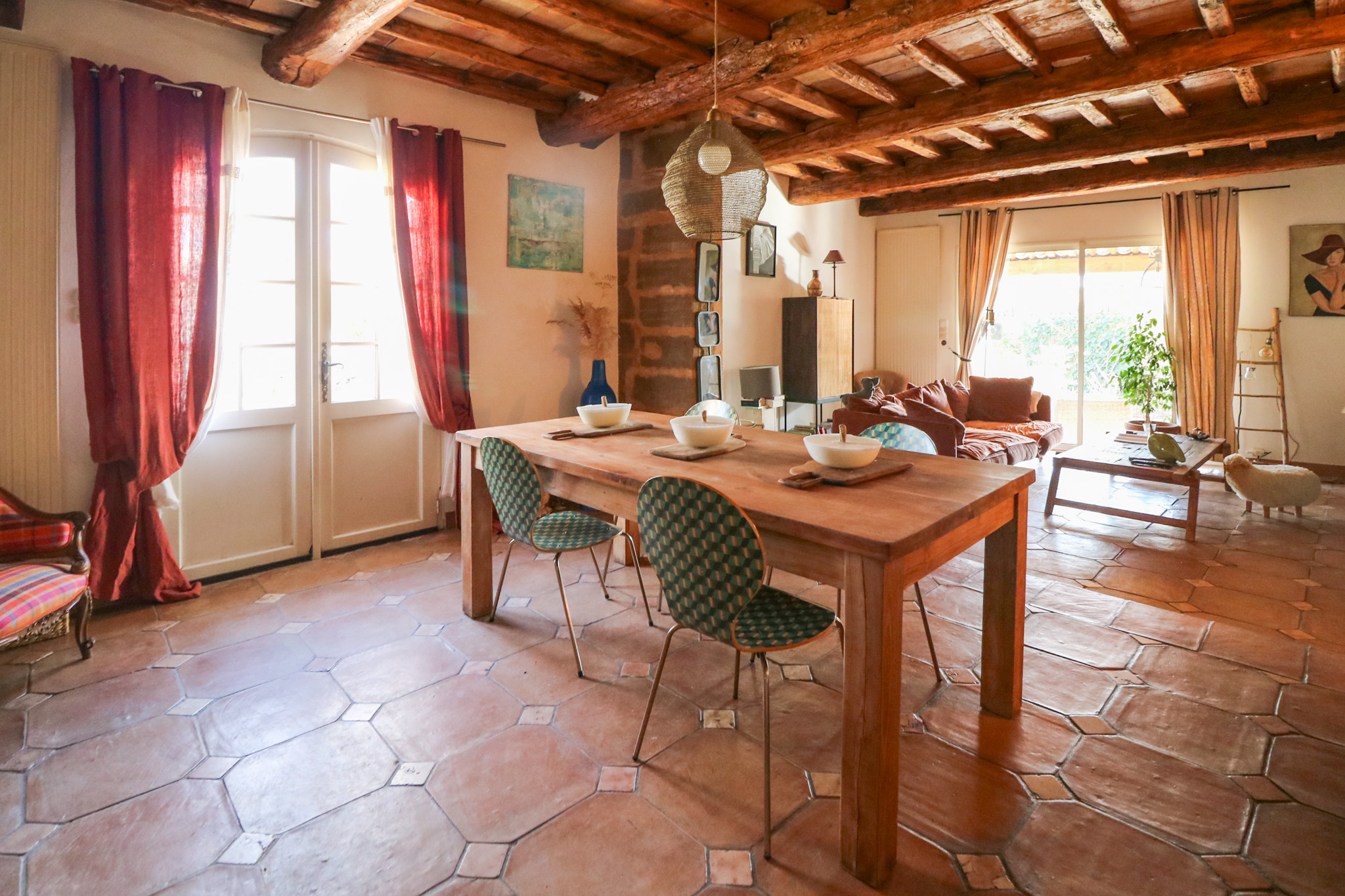 French property for sale in Saint-Quentin-la-Poterie, Gard - €735,000 - photo 
