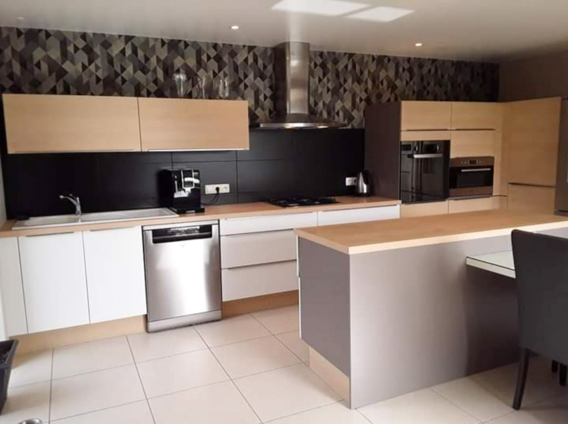 French property for sale in Lescouët-Gouarec, Côtes-d'Armor - €874,500 - photo 