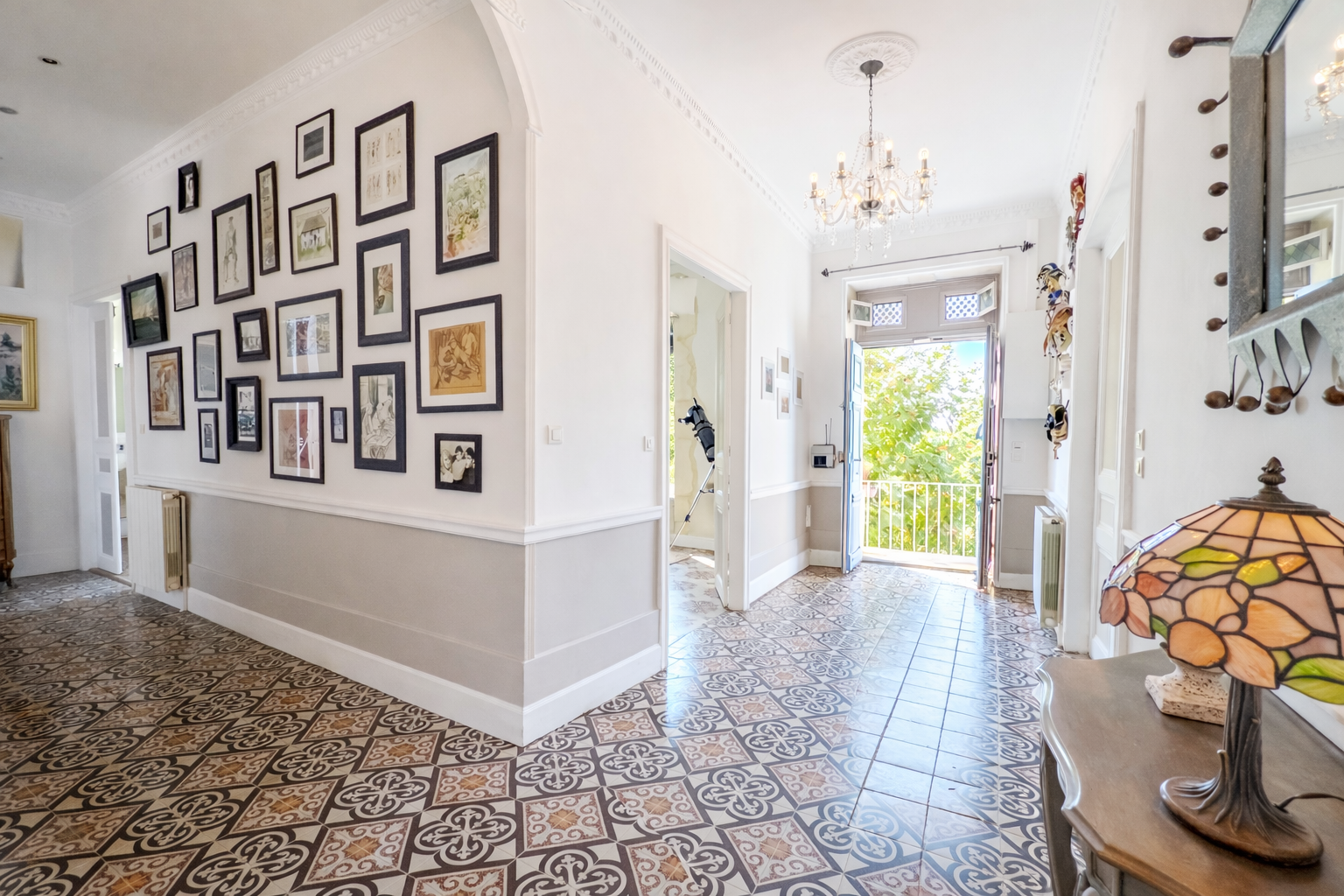 French property for sale in Neffiès, Hérault - €950,000 - photo 