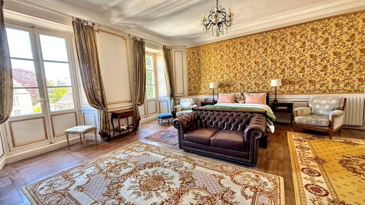 Propriété en France à vendre à Mayenne, Mayenne - €648 900 - photo 