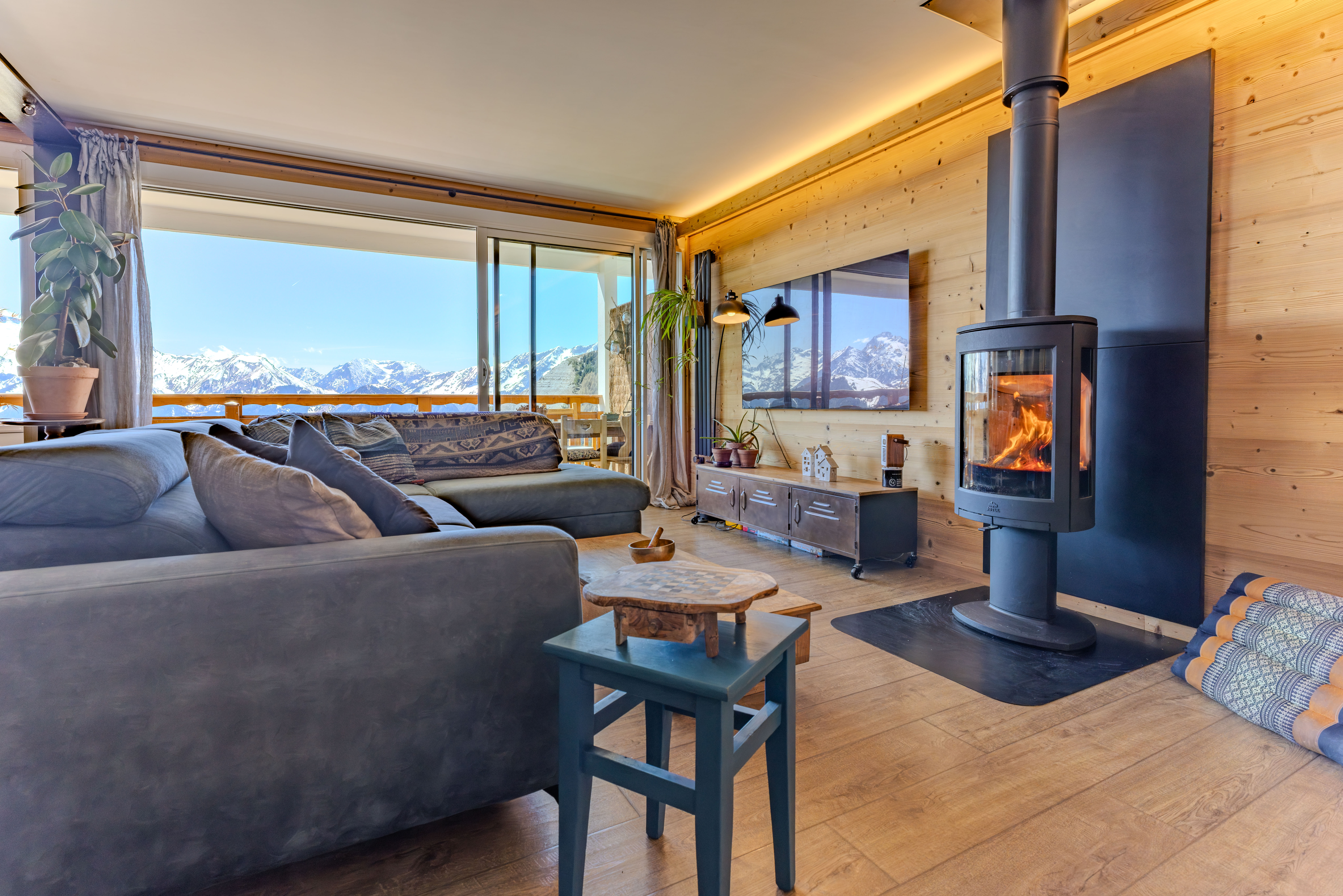 Propriété en France à vendre à Huez, Isère - €895 000 - photo 