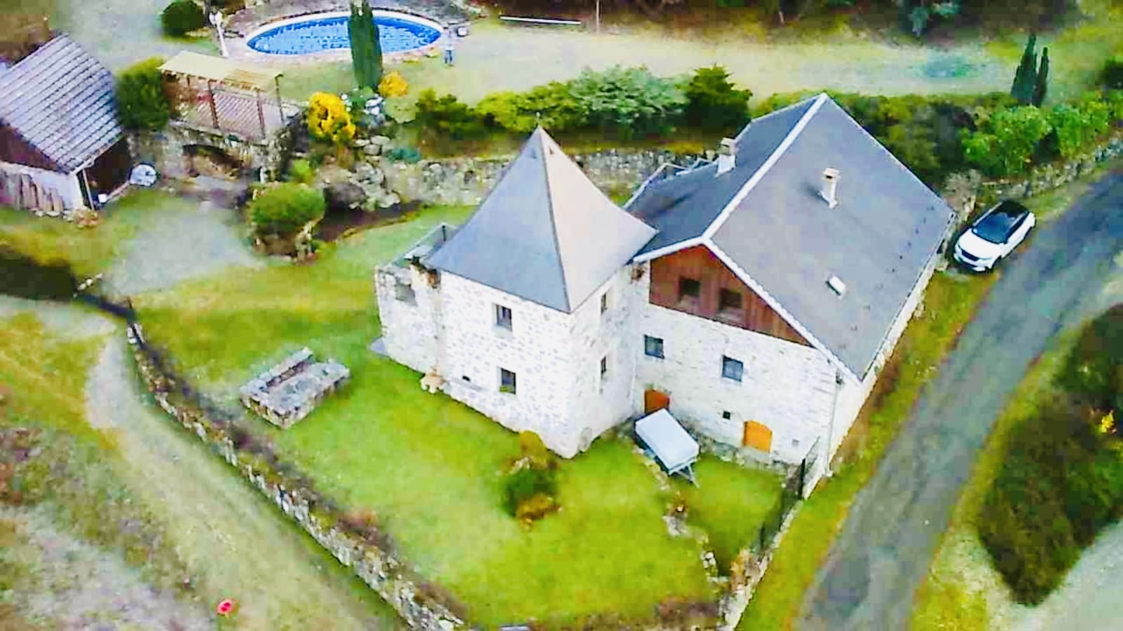 Propriété en France à vendre à Sainte-Marie-de-Cuines, Savoie - €649 000 - photo 