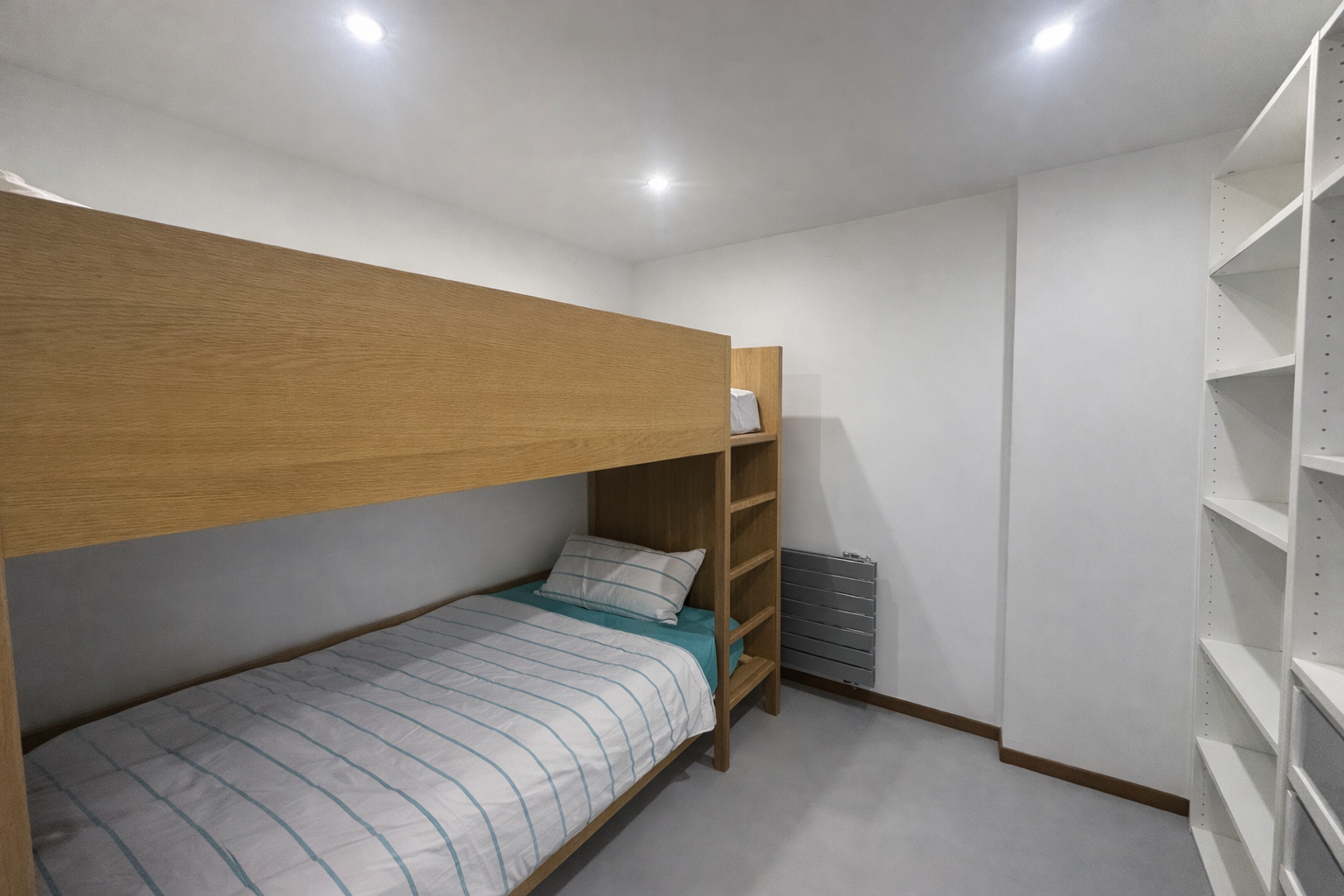 French property for sale in Courchevel, Savoie - €1,450,000 - photo 