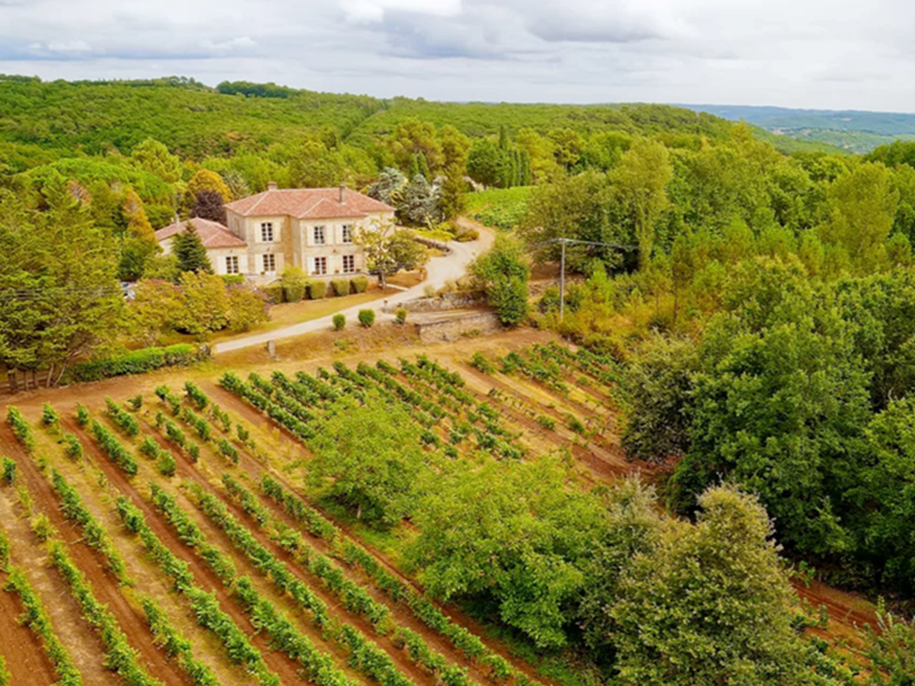 Propriété en France à vendre à Prayssac, Lot - €843 000 - photo 