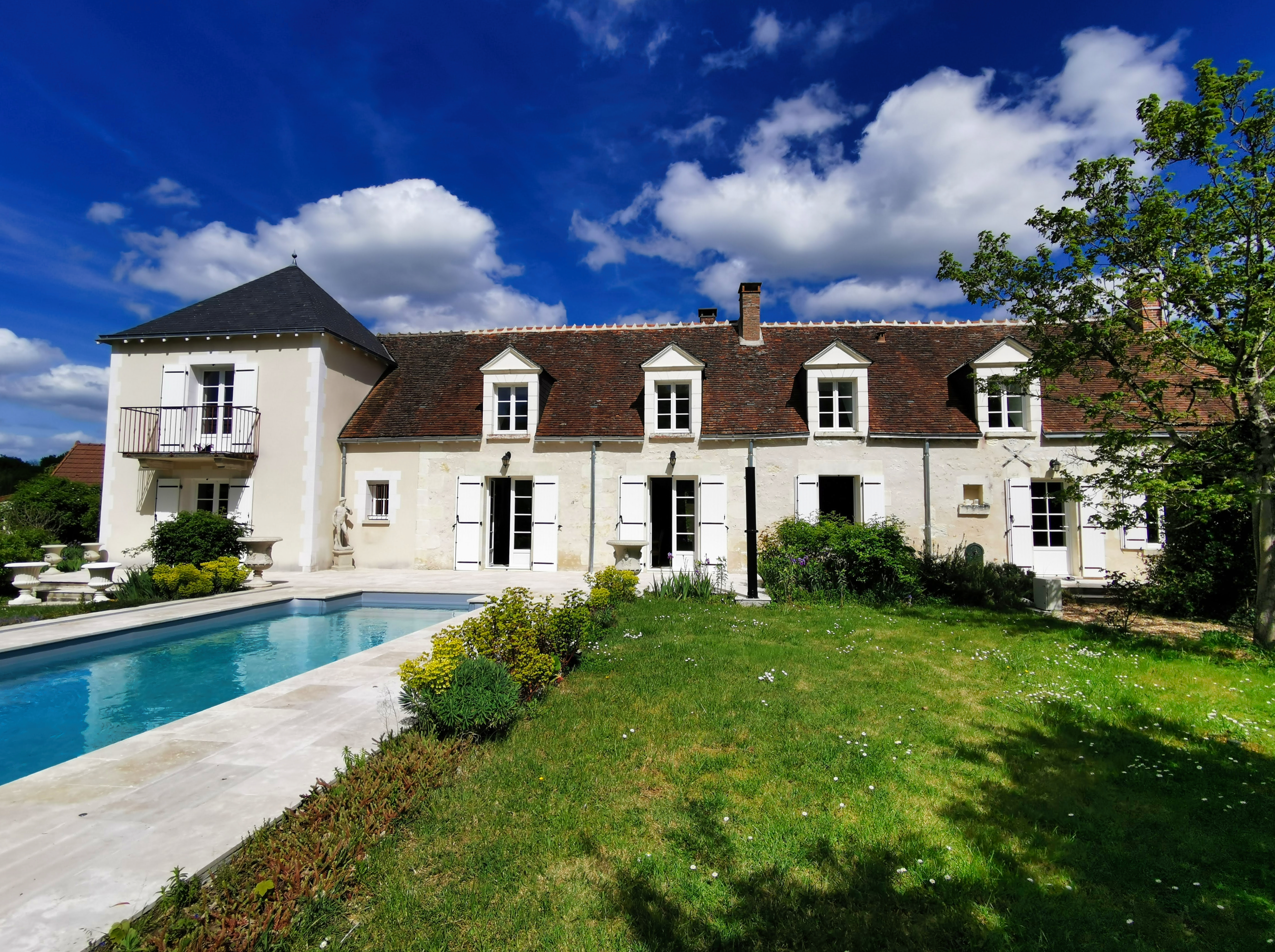 French property for sale in Saint-Aignan, Loir-et-Cher - €540,600 - photo 