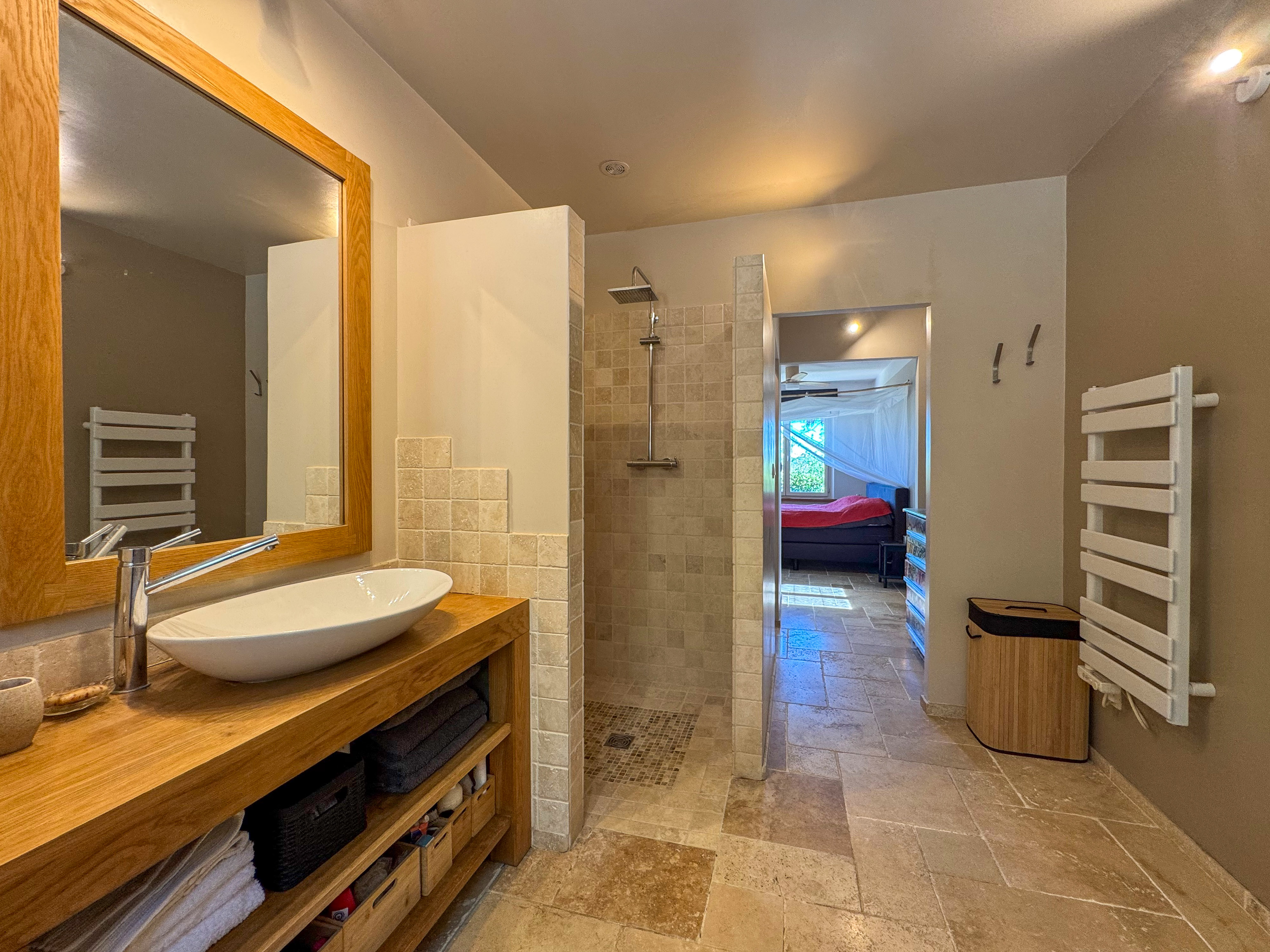 Propriété en France à vendre à Lendou-en-Quercy, Lot - €689 000 - photo 