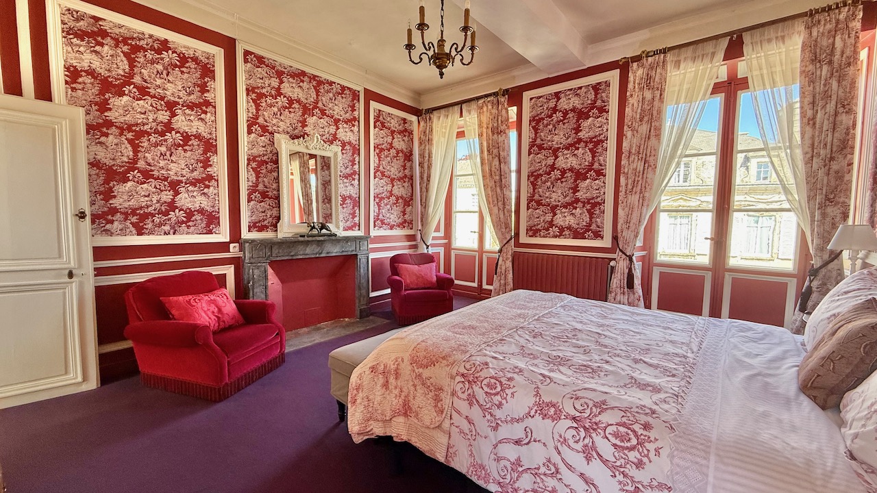 Propriété en France à vendre à Mayenne, Mayenne - €648 900 - photo 