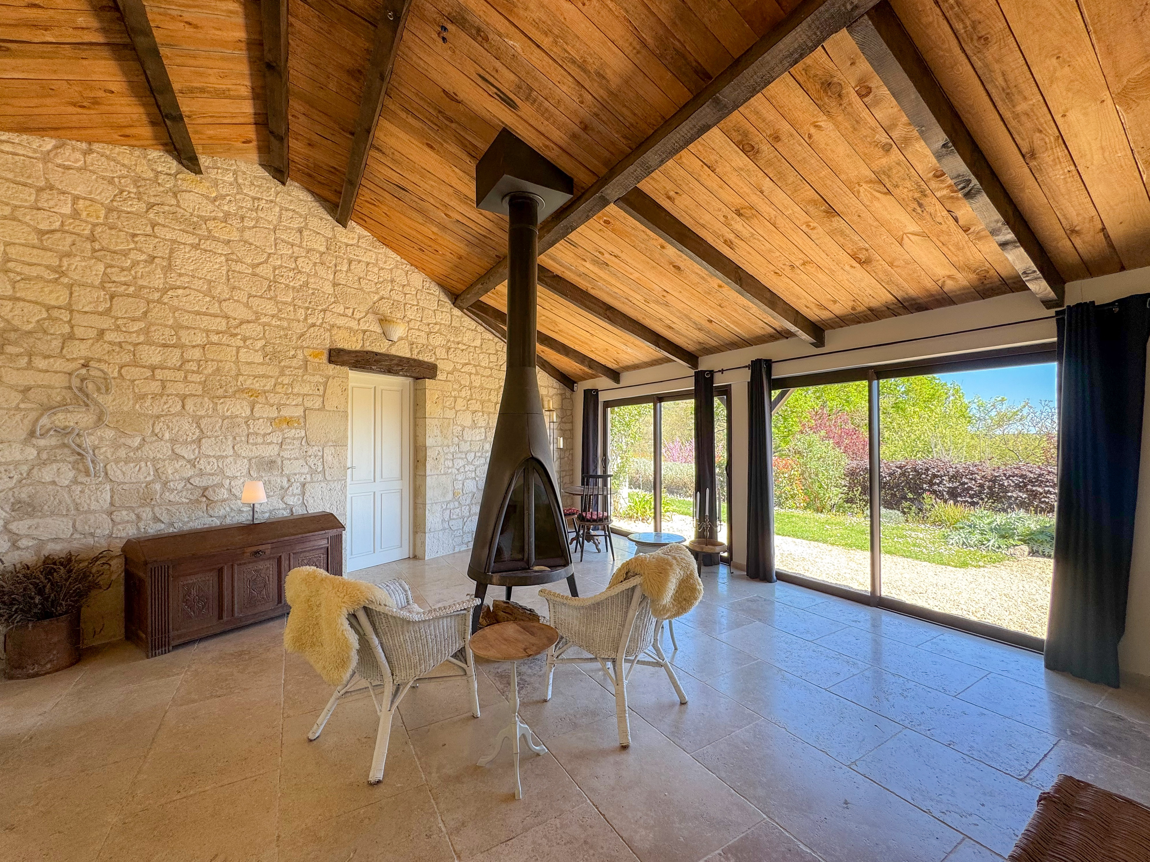 Propriété en France à vendre à Lendou-en-Quercy, Lot - €689 000 - photo 