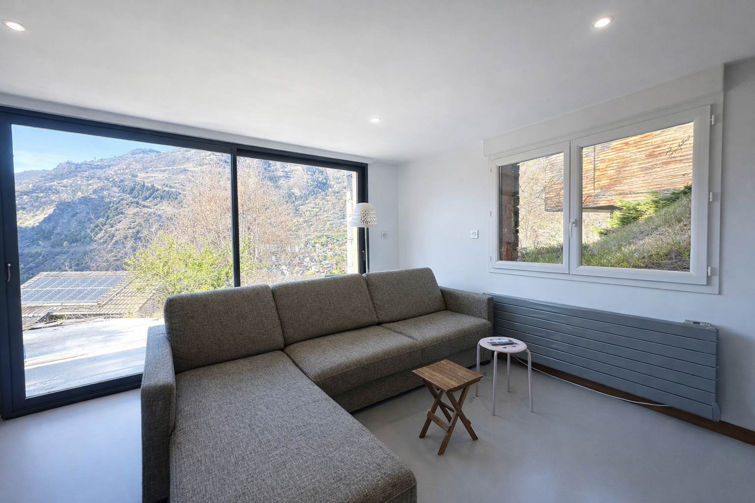 French property for sale in Courchevel, Savoie - €1,450,000 - photo 