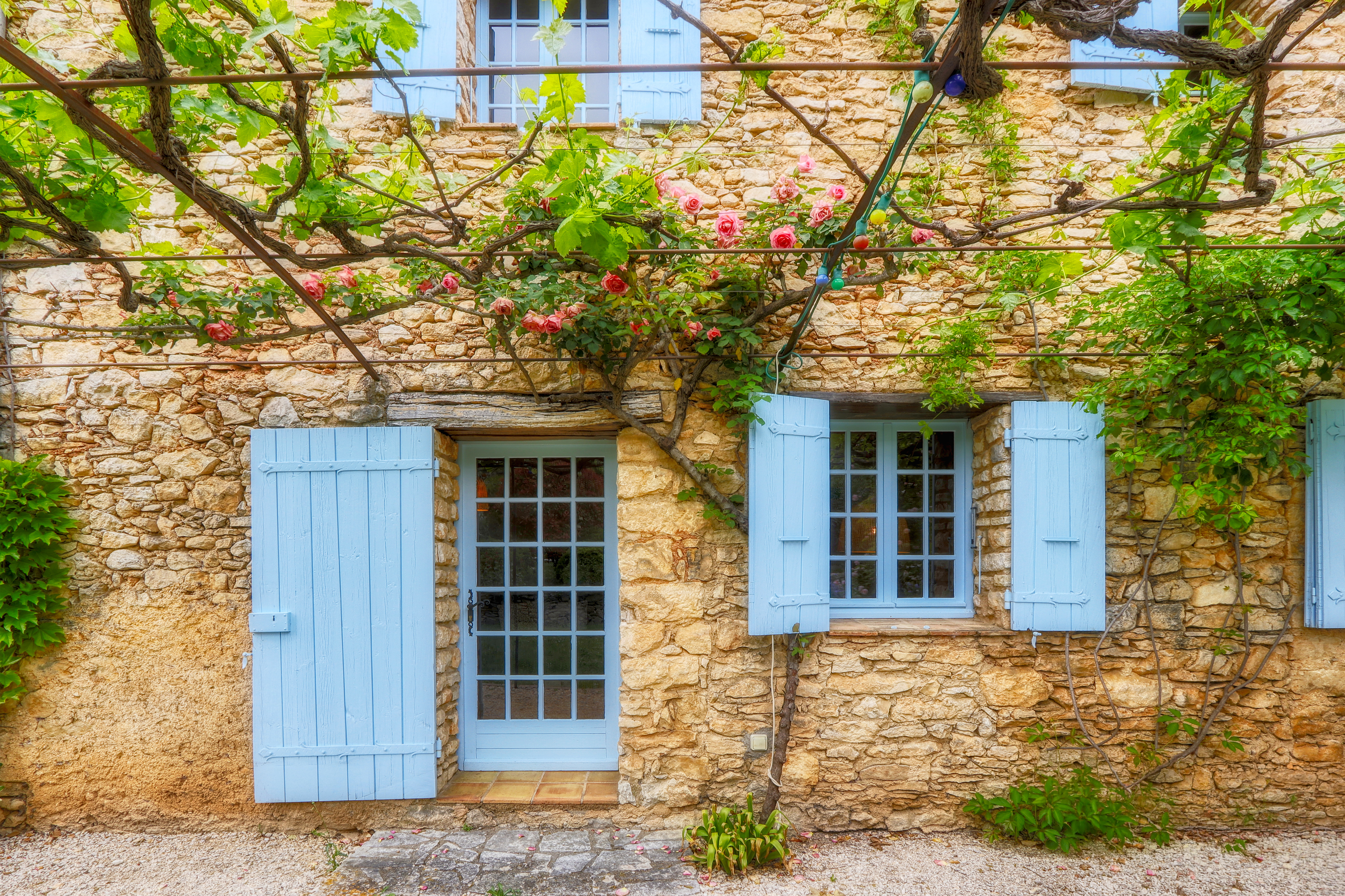 French property for sale in Villars, Vaucluse - €940,000 - photo 