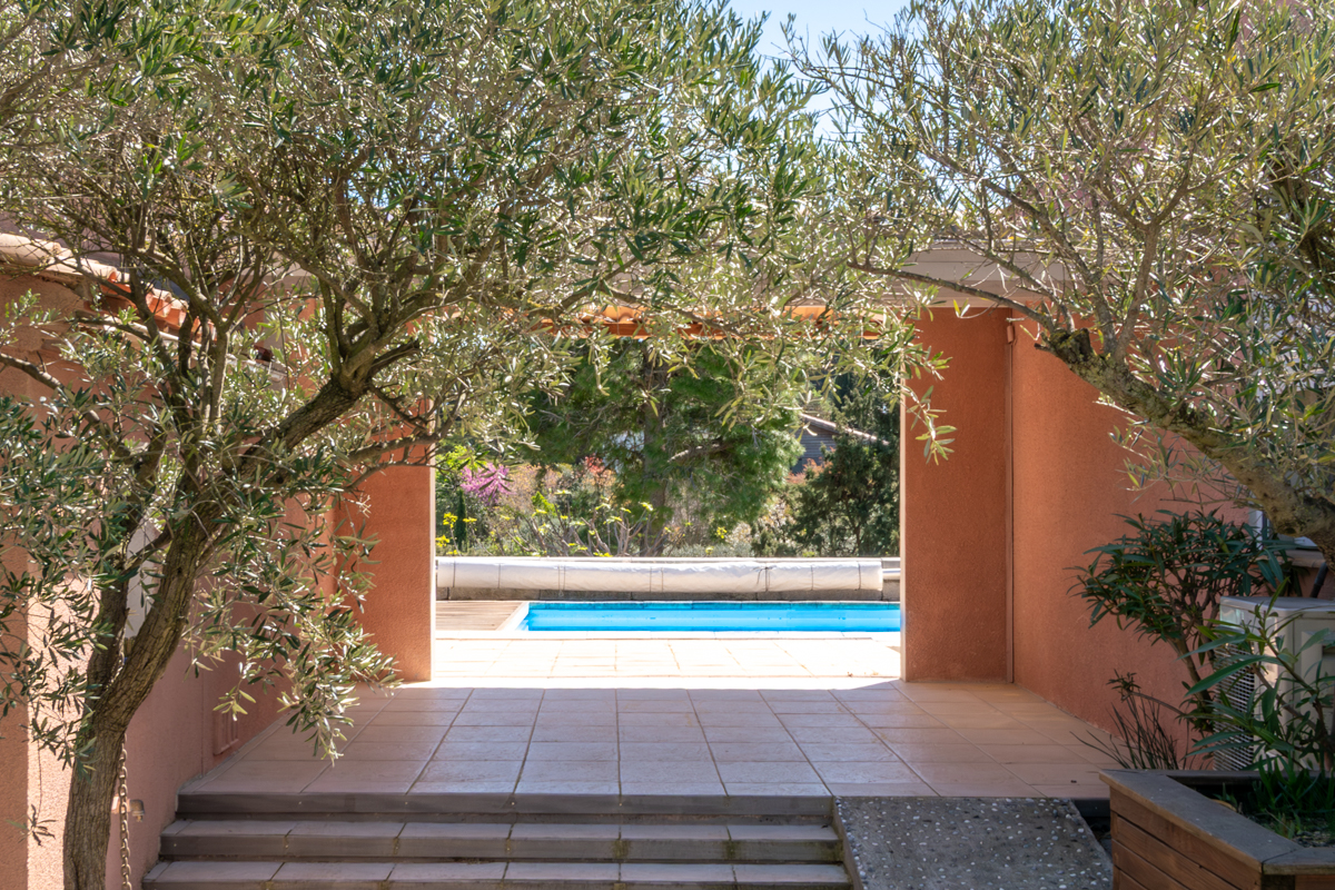 French property for sale in Narbonne, Aude - €670,000 - photo 