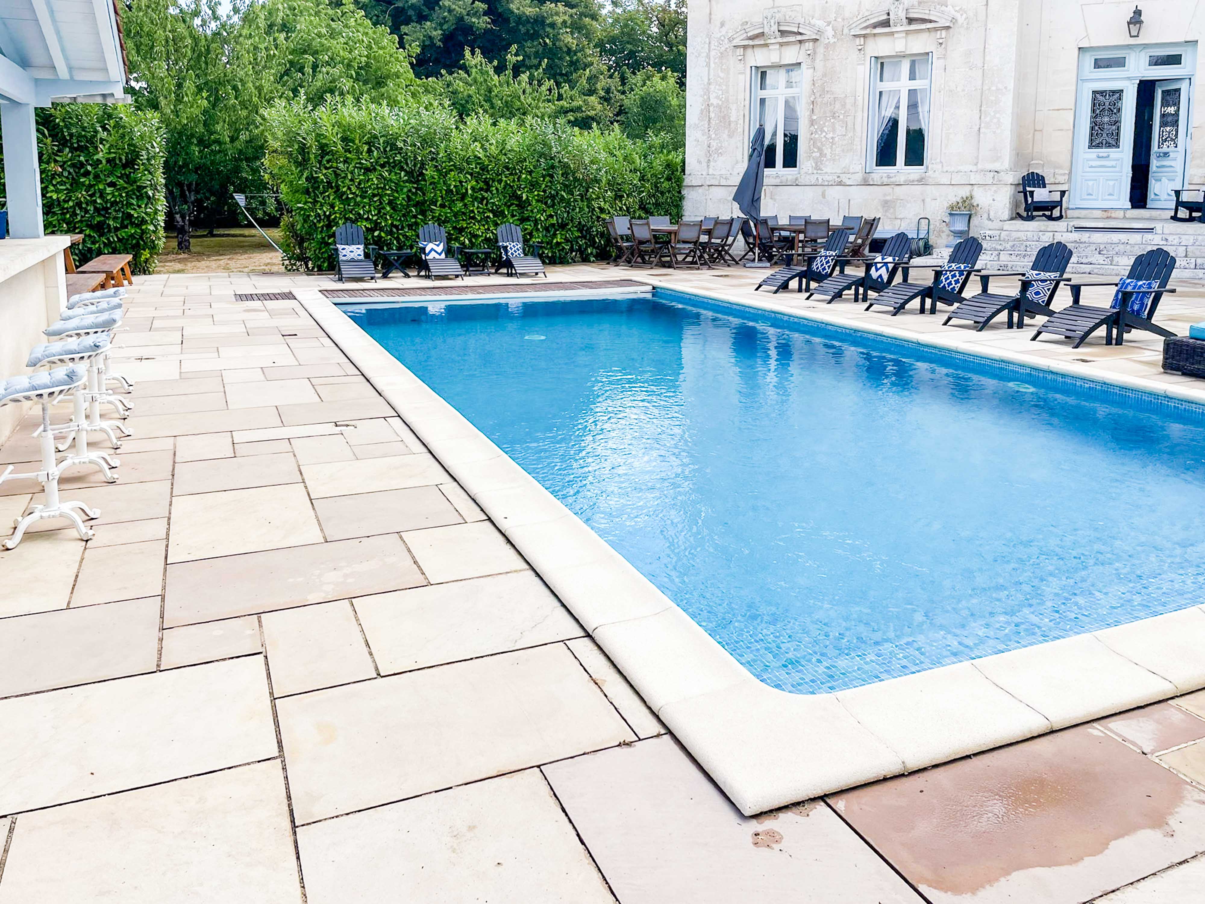 Propriété en France à vendre à Aulnay, Charente-Maritime - €1 042 011 - photo 