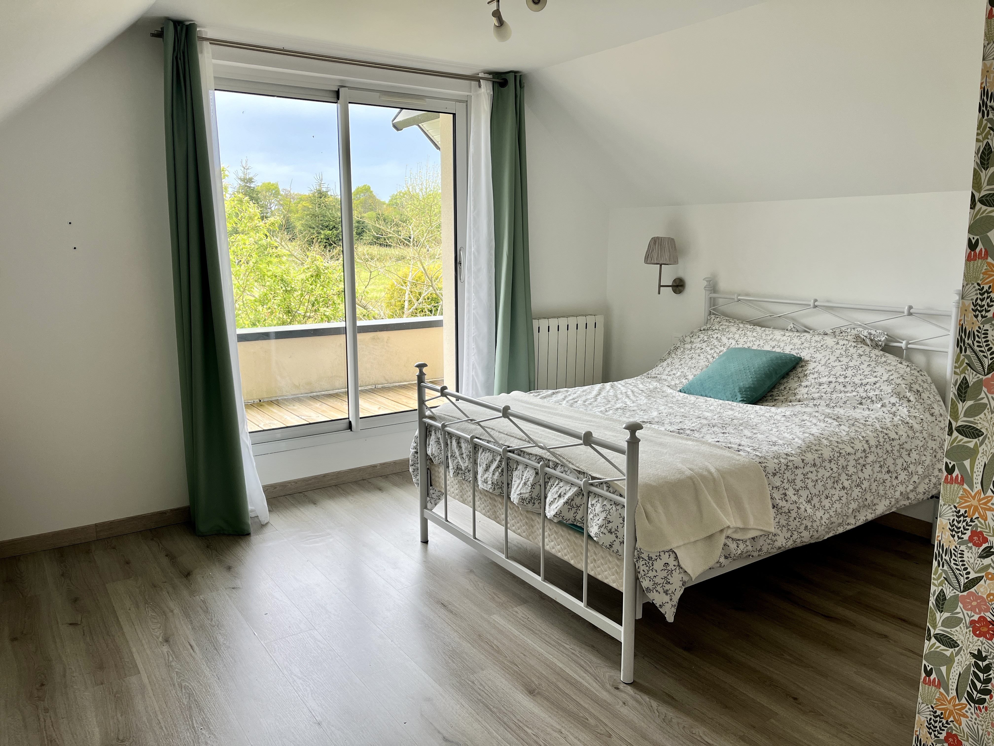 French property for sale in Lescouët-Gouarec, Côtes-d'Armor - €874,500 - photo 