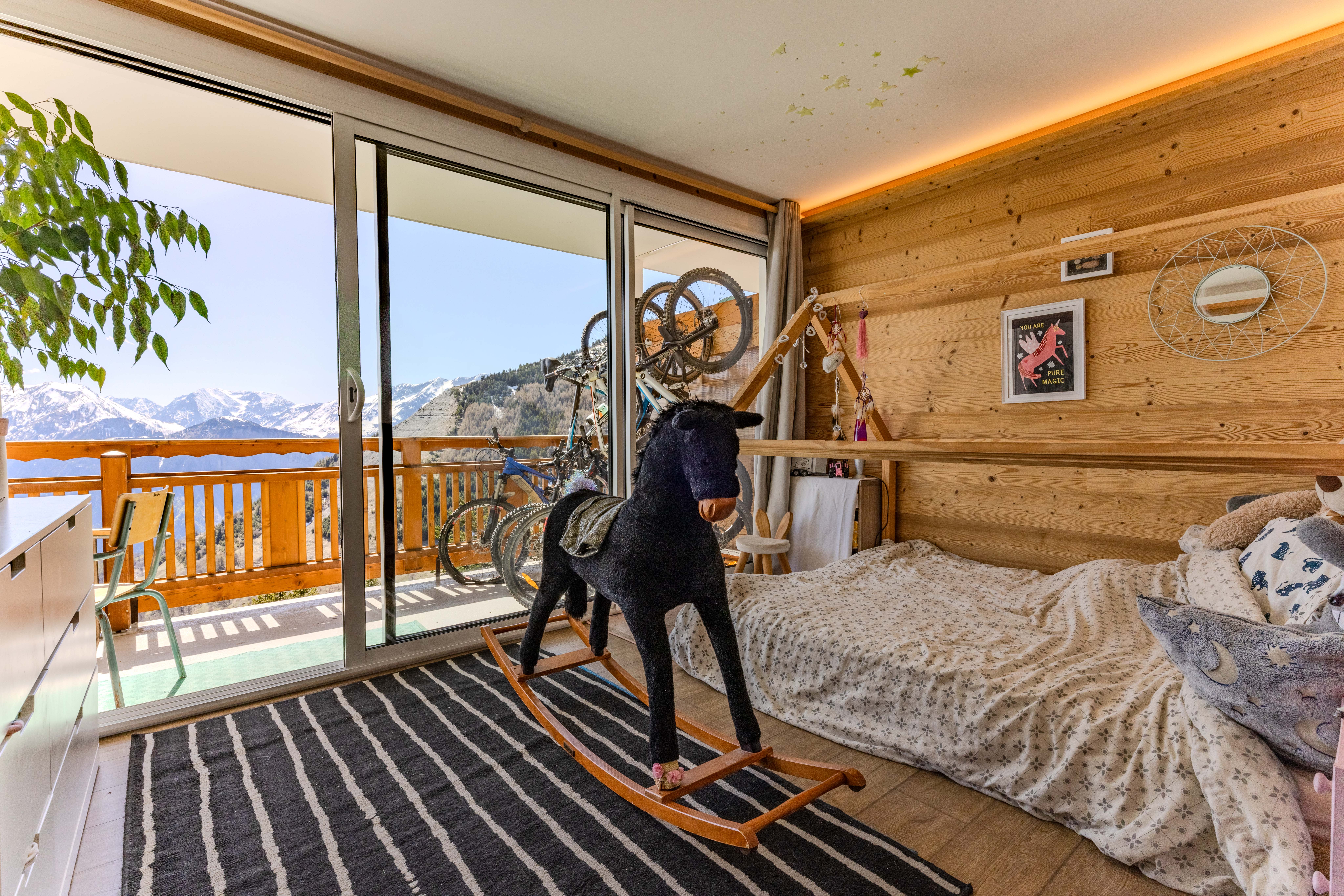 Propriété en France à vendre à Huez, Isère - €895 000 - photo 