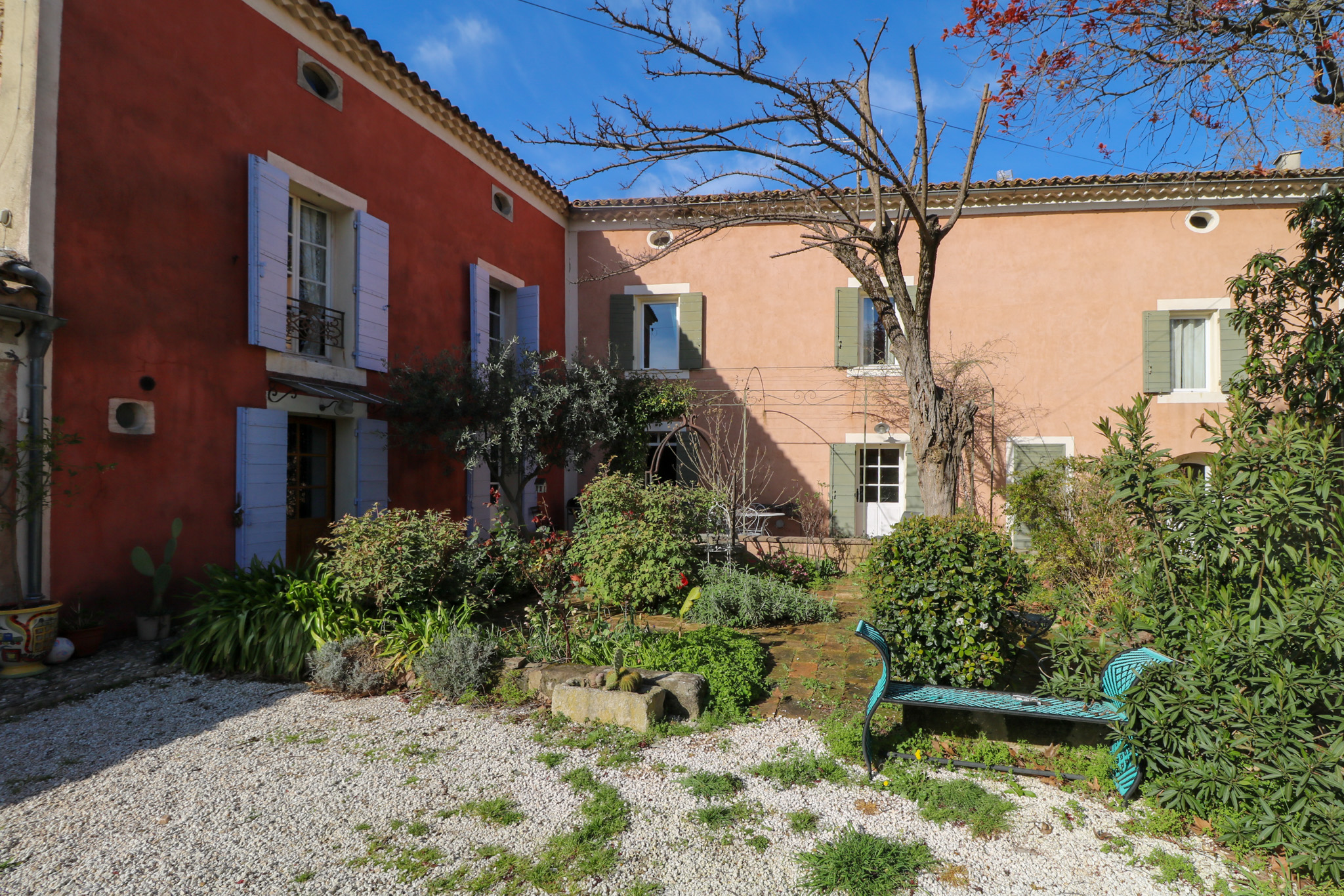 French property for sale in Saint-Quentin-la-Poterie, Gard - €735,000 - photo 