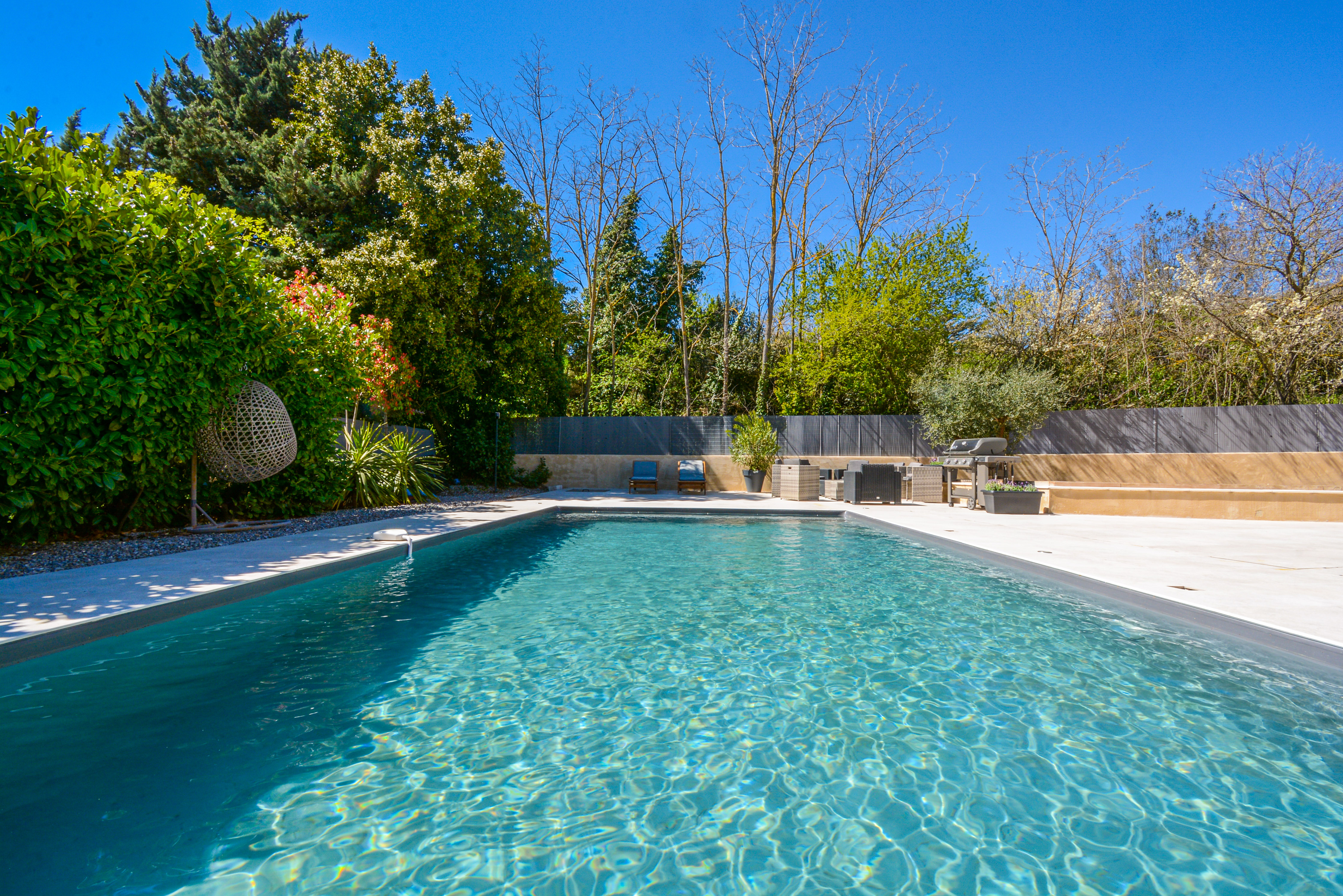 French property for sale in Aix-en-Provence, Bouches-du-Rhône - €1,150,000 - photo 