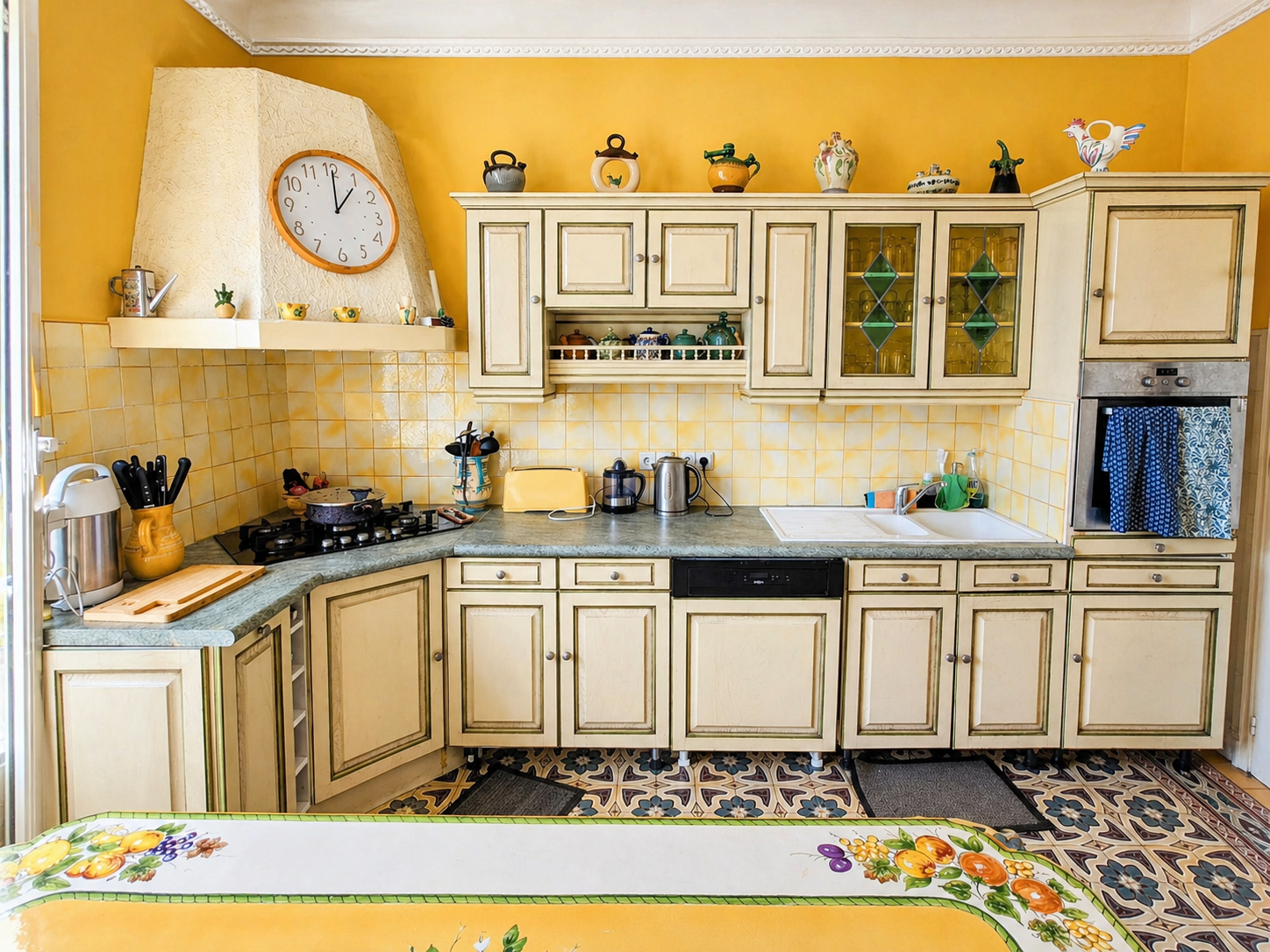 French property for sale in Nice, Alpes-Maritimes - €1,300,000 - photo 