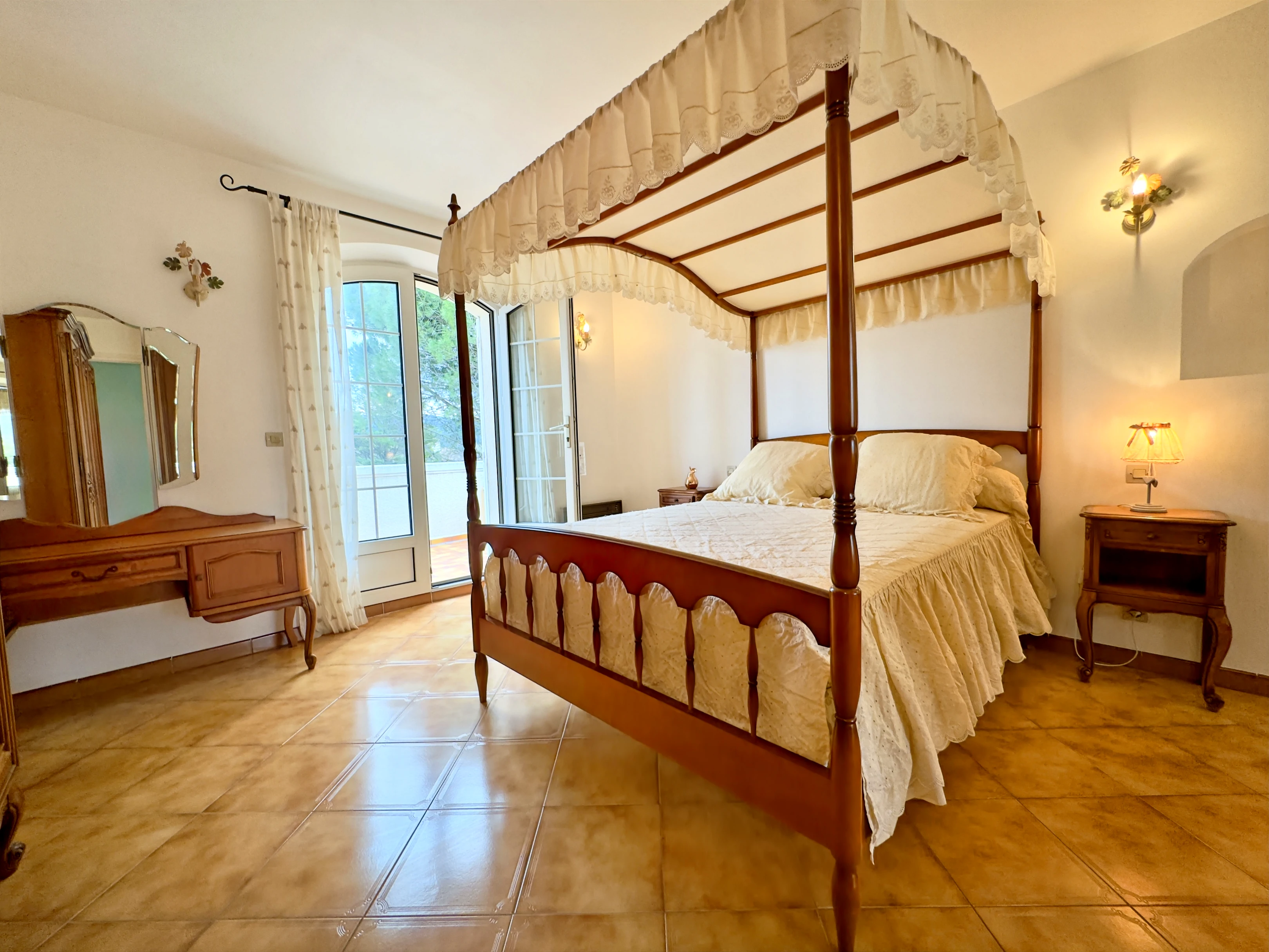 Propriété en France à vendre à Saint-Rémy-de-Provence, Bouches-du-Rhône - €780 000 - photo 