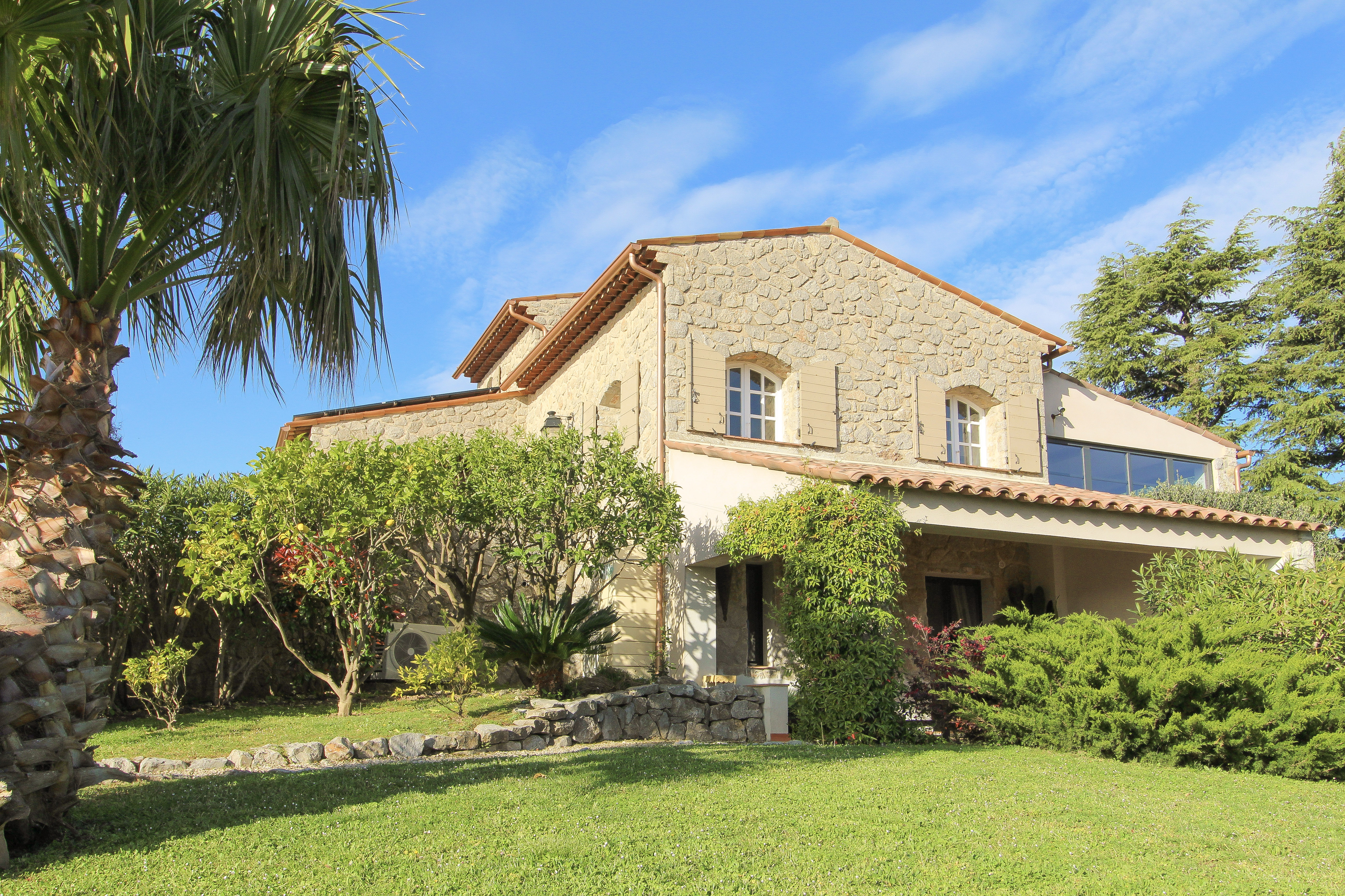 French property for sale in Peymeinade, Alpes-Maritimes - €1,645,000 - photo 