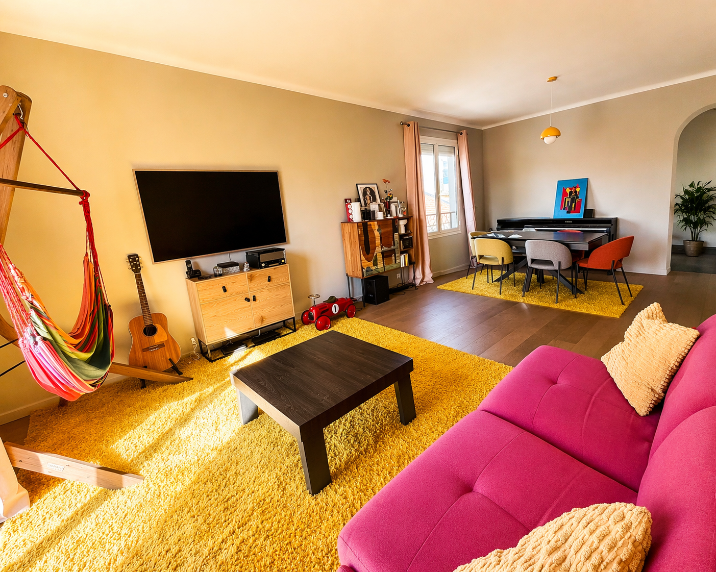 French property for sale in Antibes, Alpes-Maritimes - €820,000 - photo 