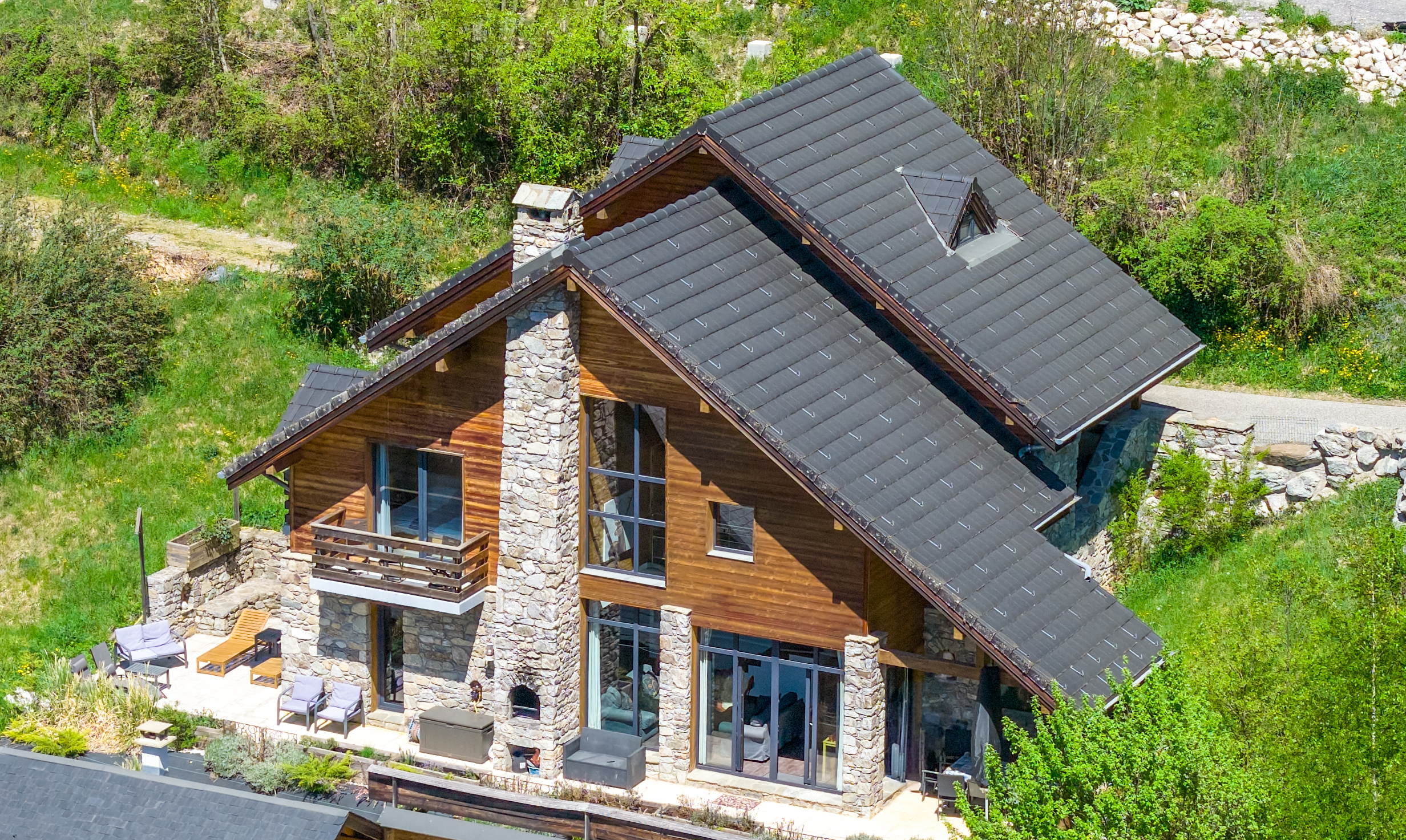 French property for sale in Vaujany, Isère - €800,000 - photo 