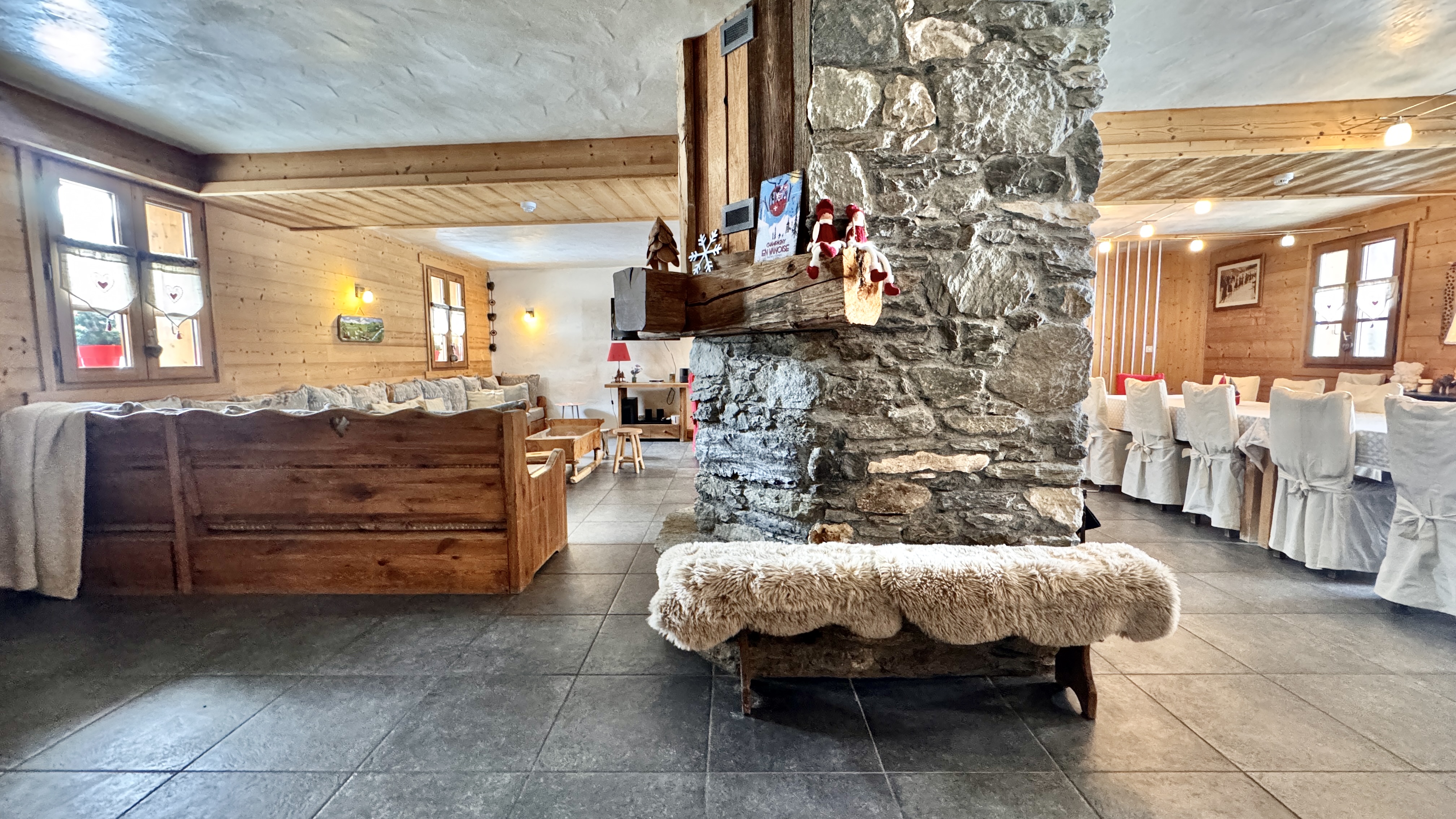 French property for sale in Champagny-en-Vanoise, Savoie - €2,500,000 - photo 