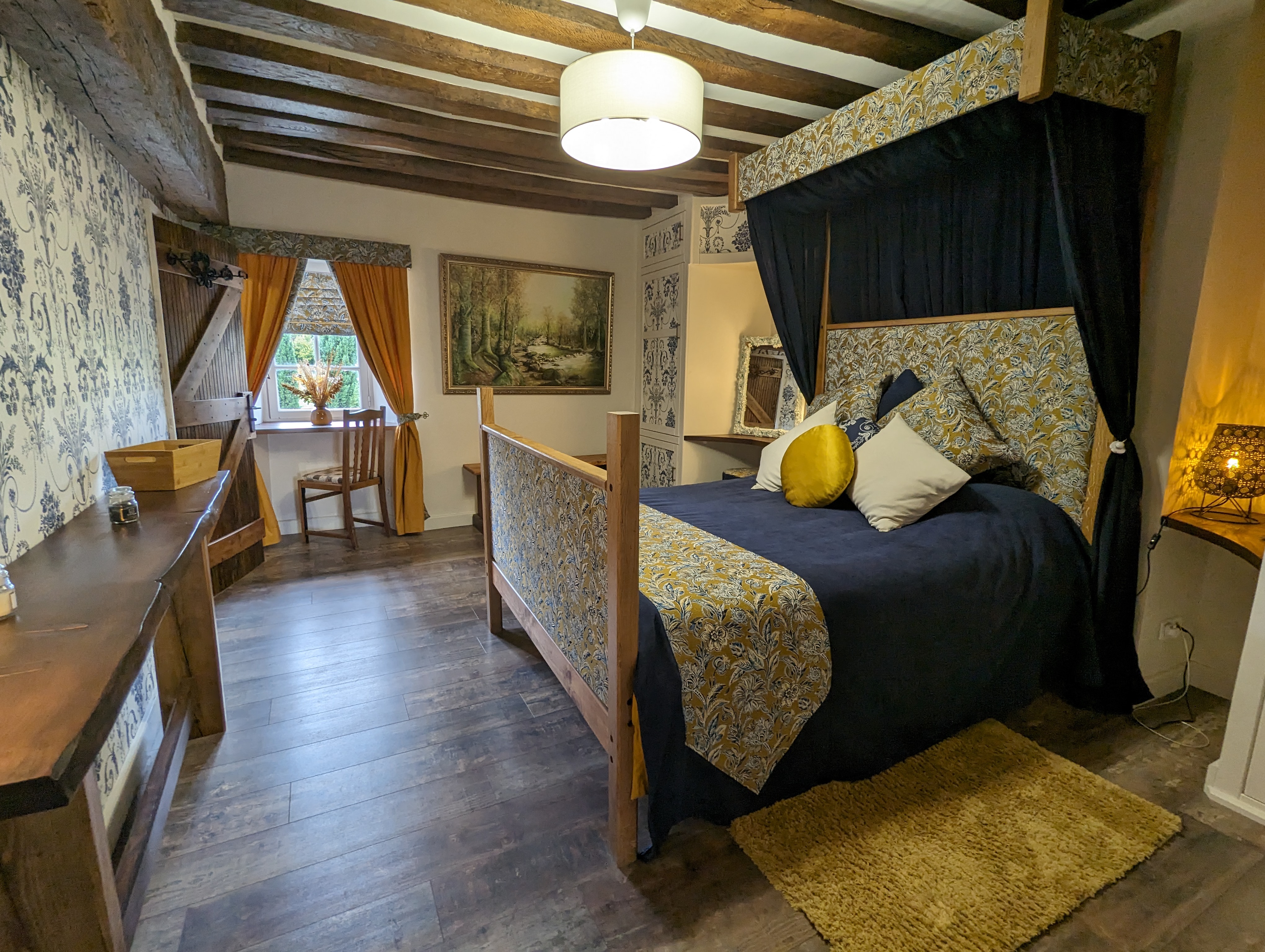 Propriété en France à vendre à Arnac-la-Poste, Haute-Vienne - €401 740 - photo 