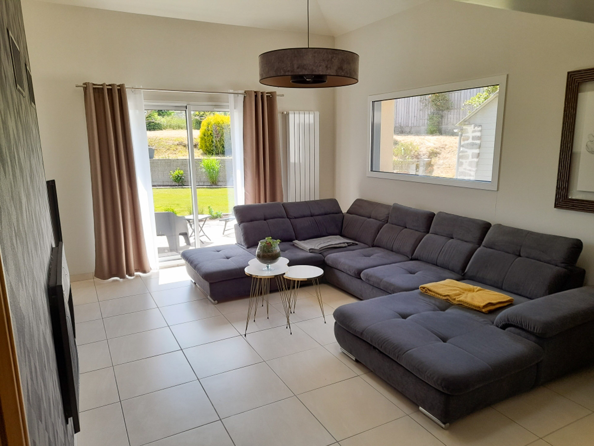 French property for sale in Lescouët-Gouarec, Côtes-d'Armor - €874,500 - photo 