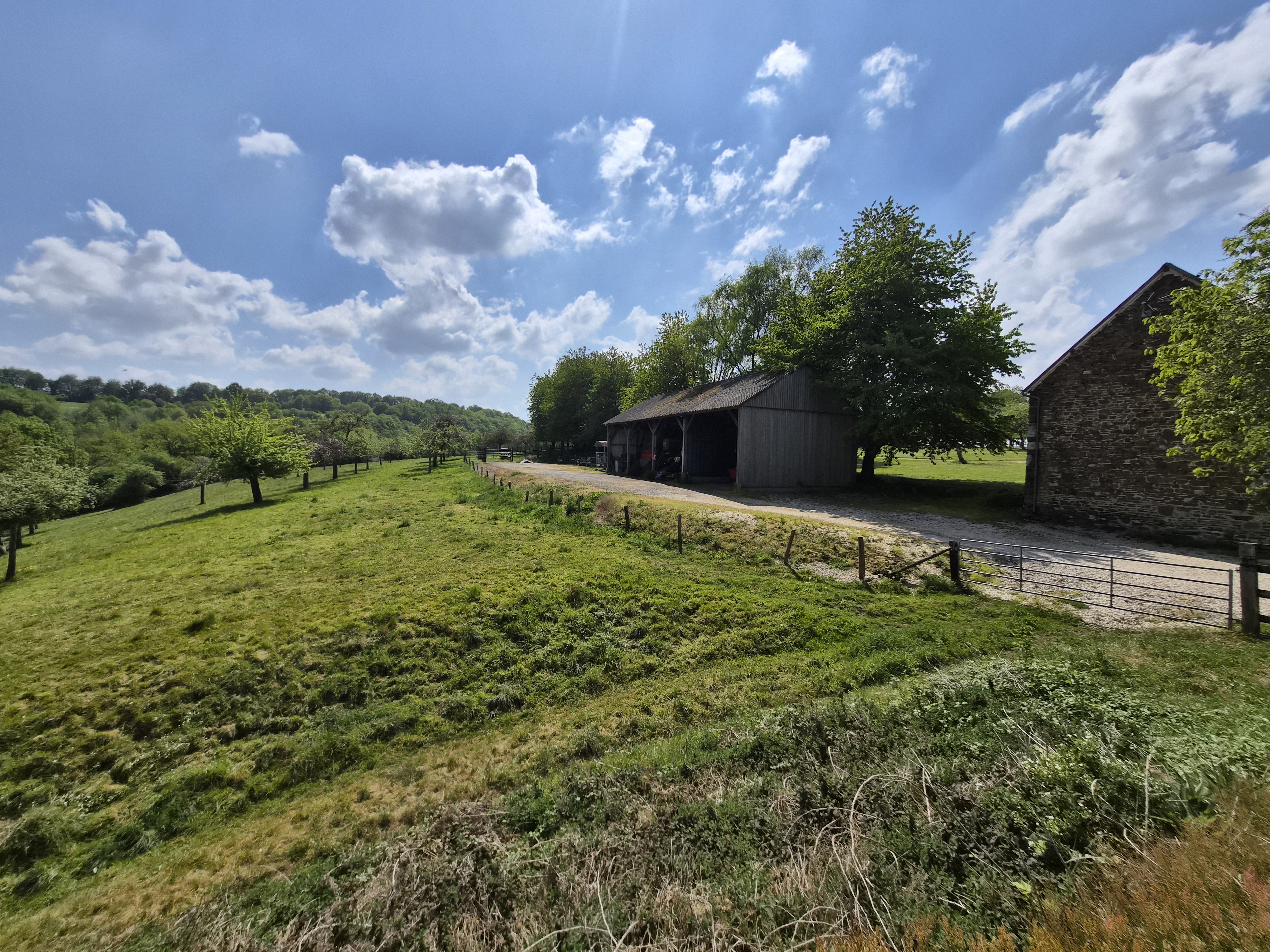 Propriété en France à vendre à Saint-Bômer-les-Forges, Orne - €1 484 000 - photo 