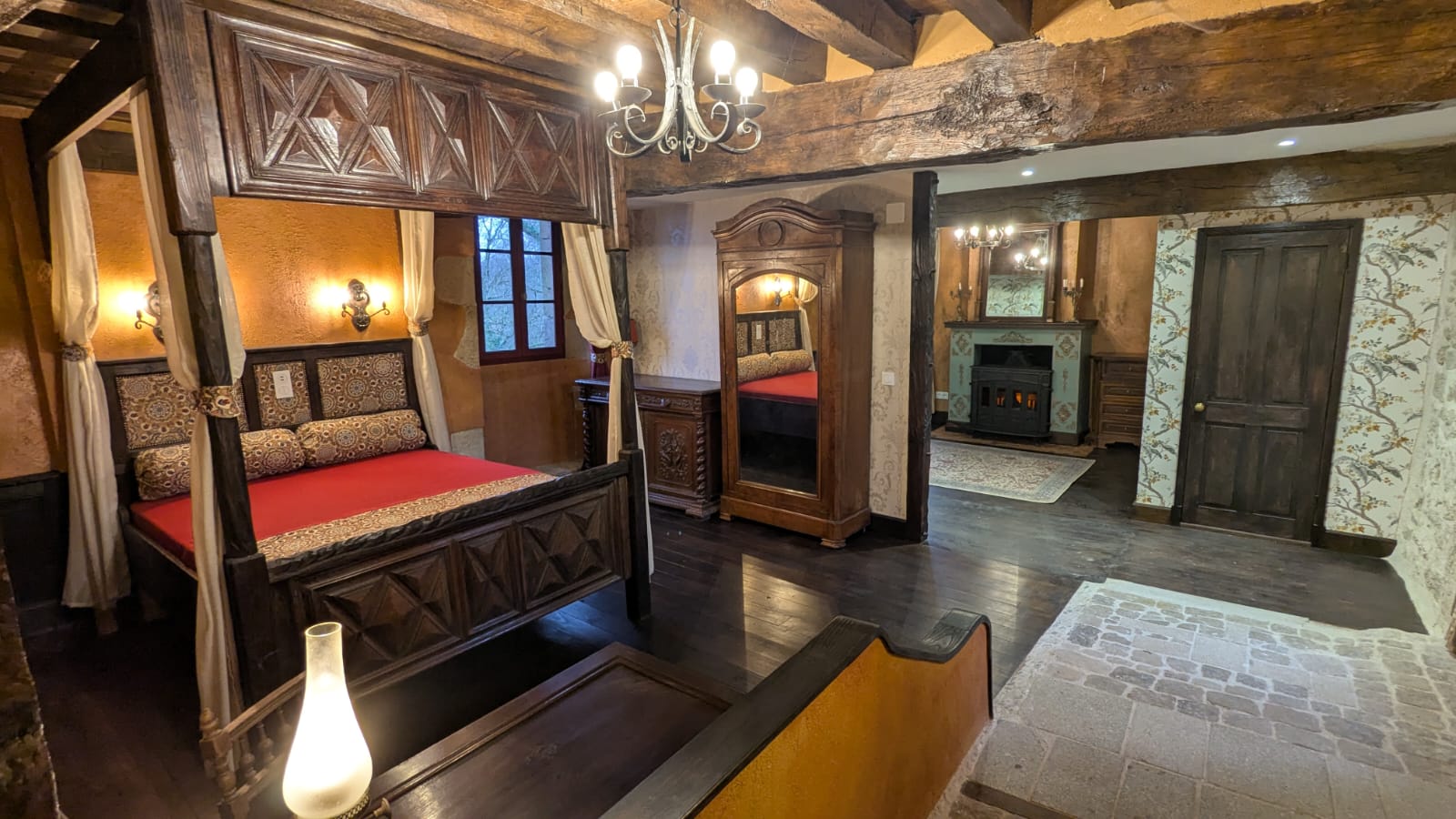 Propriété en France à vendre à Arnac-la-Poste, Haute-Vienne - €401 740 - photo 