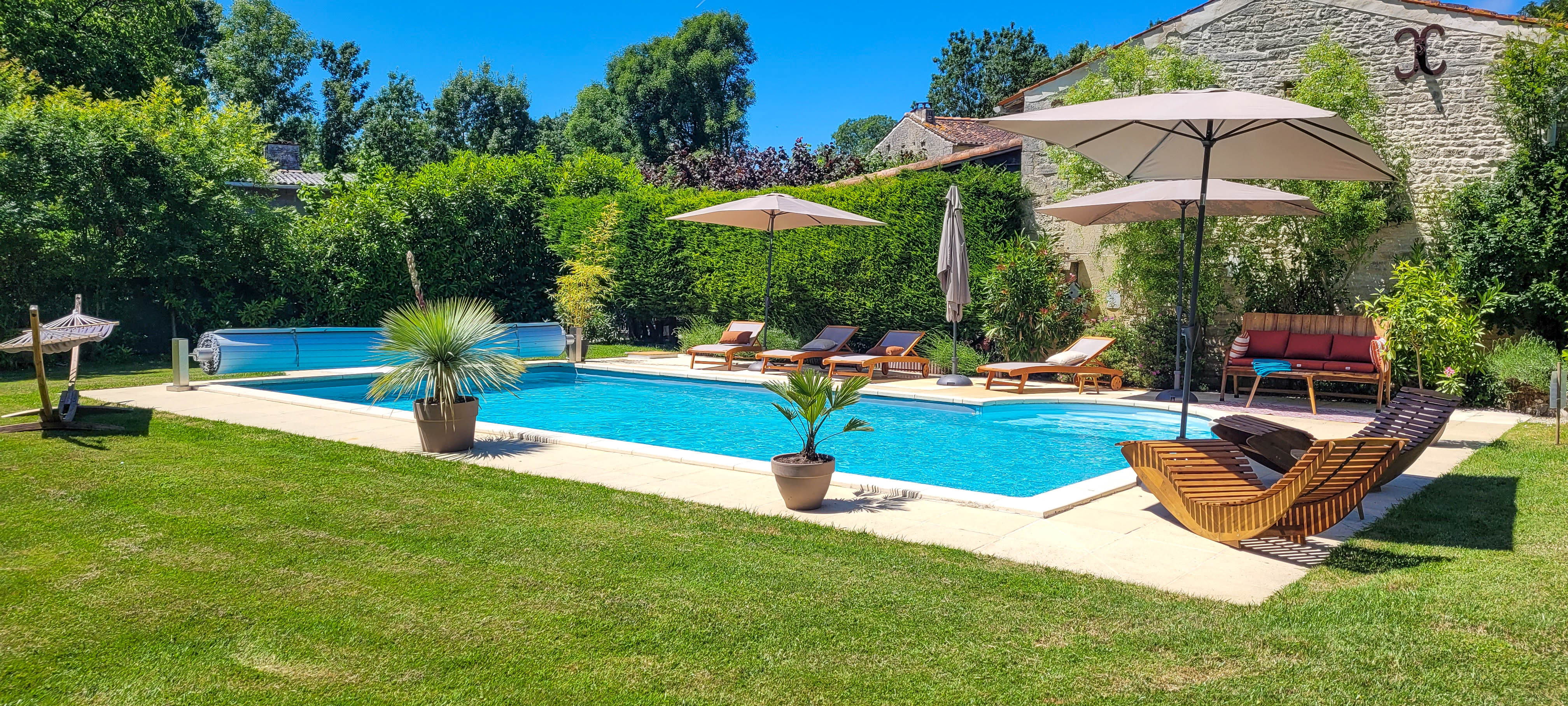 Propriété en France à vendre à Mons, Charente-Maritime - €595 000 - photo 