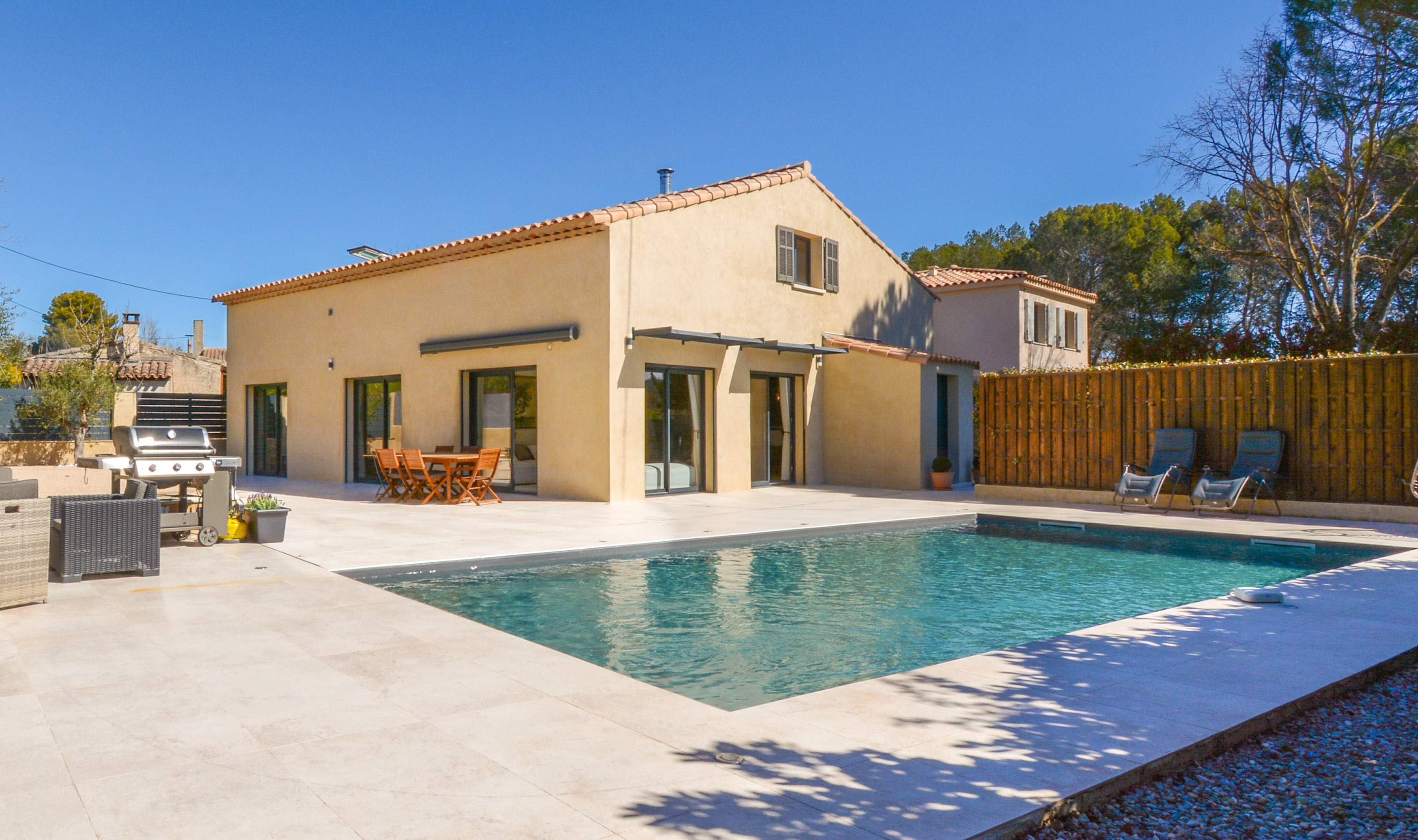 French property for sale in Aix-en-Provence, Bouches-du-Rhône - €1,150,000 - photo 