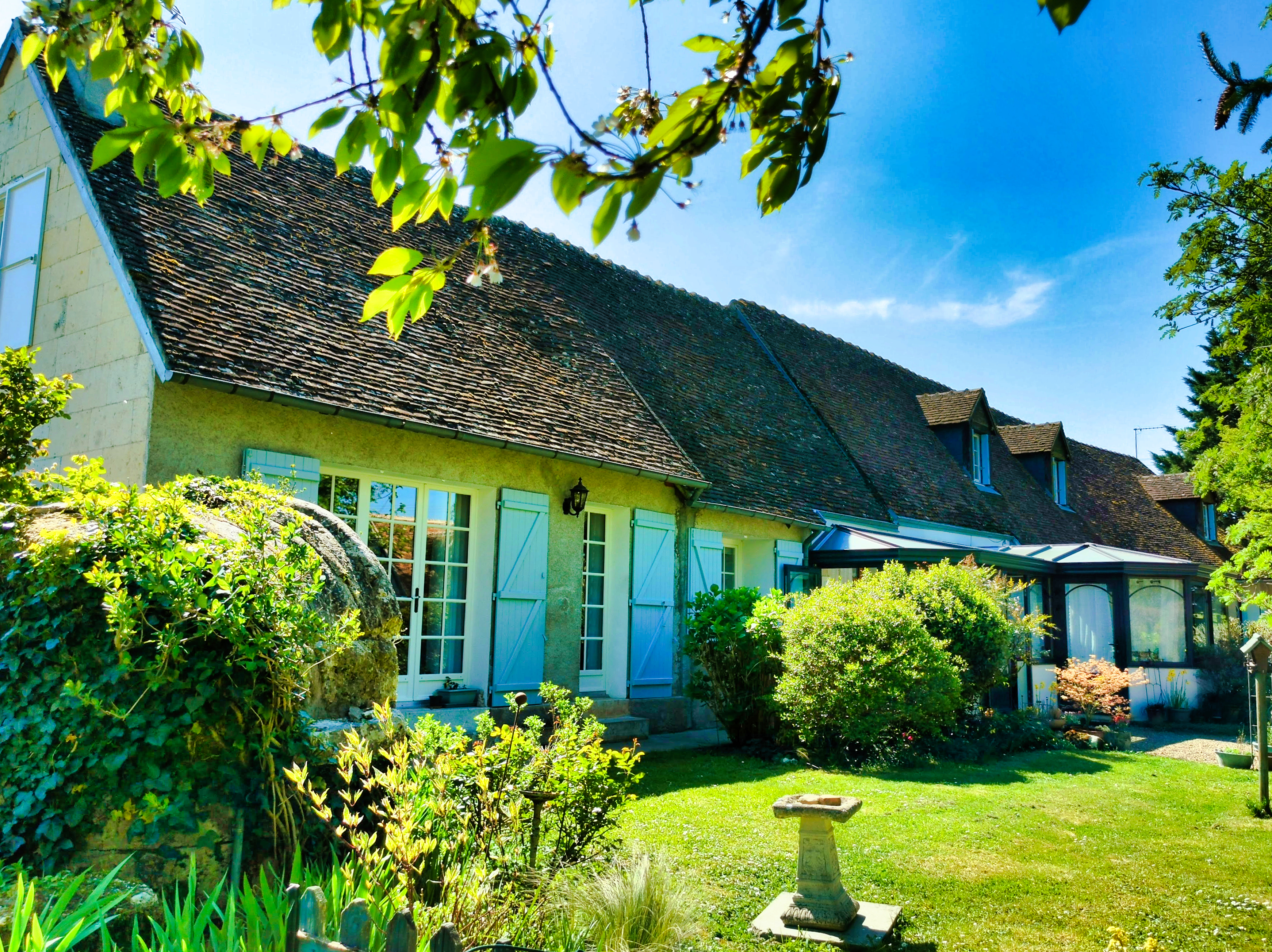 French property for sale in Montrichard, Loir-et-Cher - €525,000 - photo 