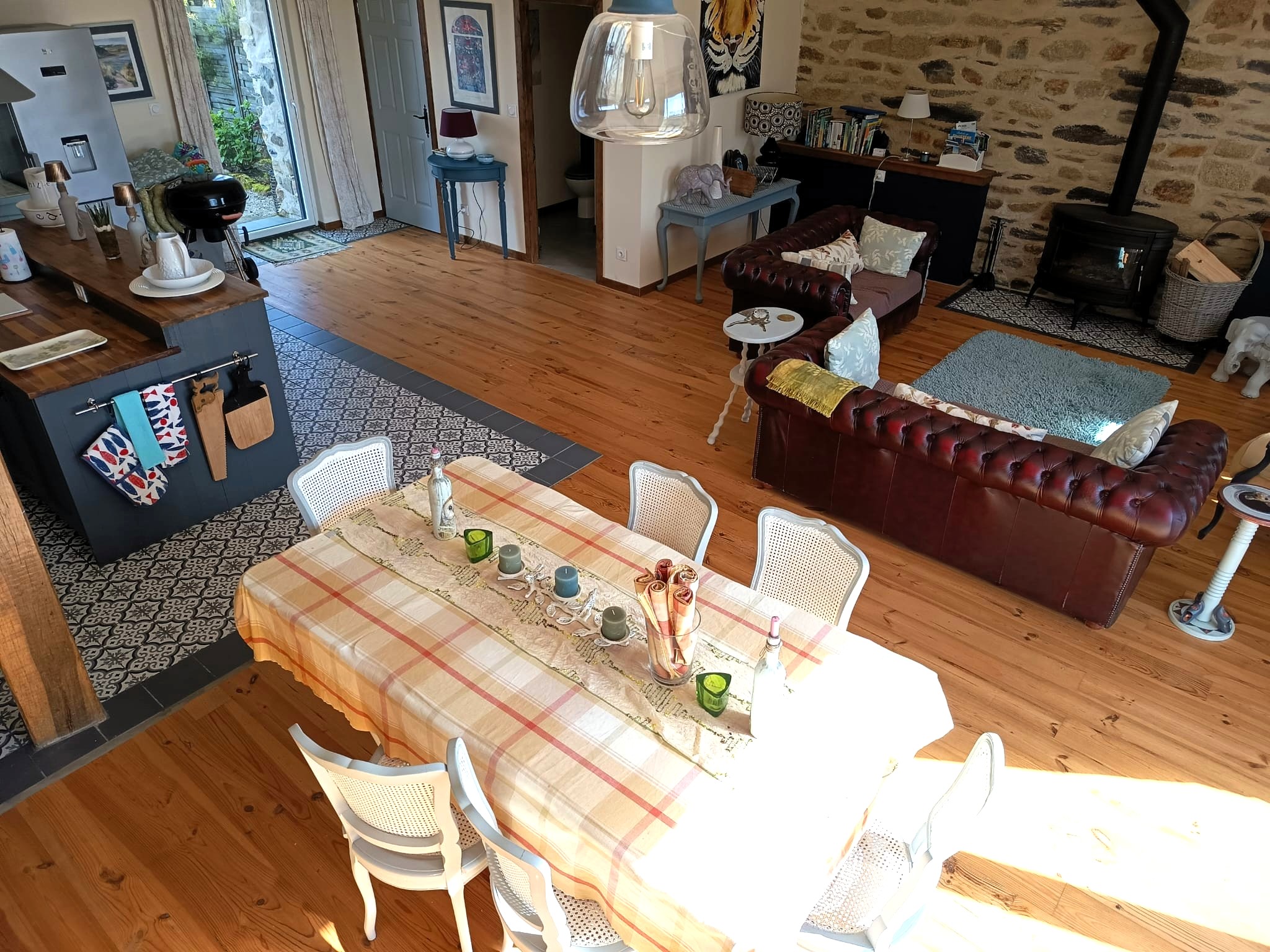 Propriété en France à vendre à Cast, Finistère - €965 000 - photo 