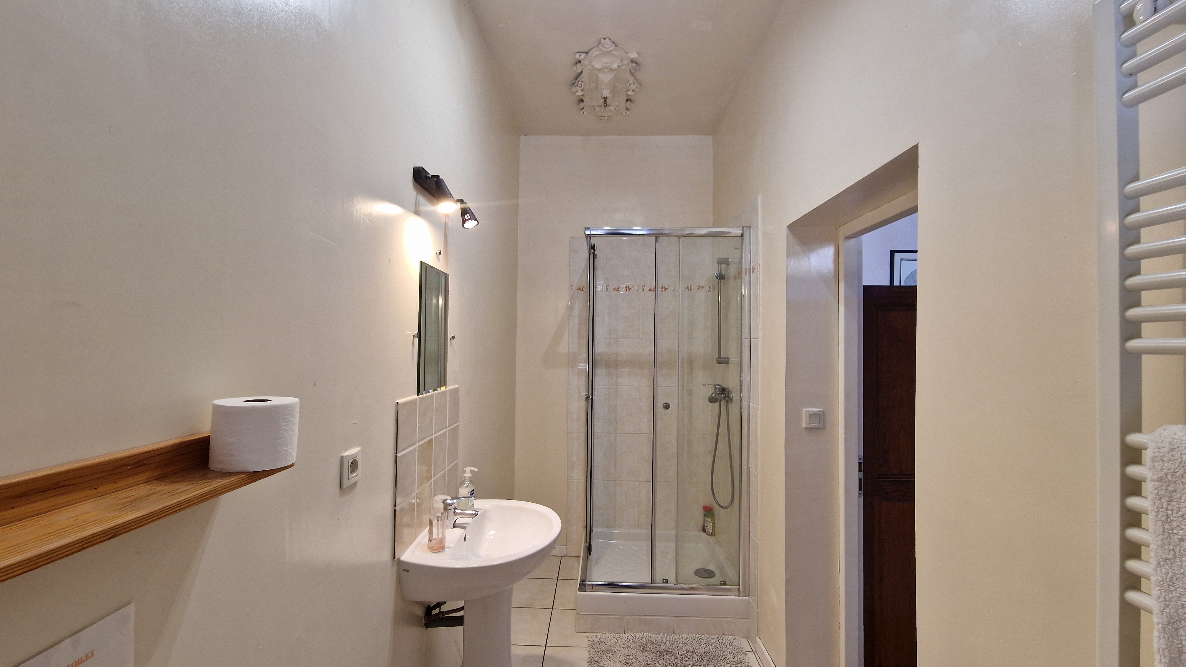 French property for sale in Castillon-la-Bataille, Gironde - €975,000 - photo 