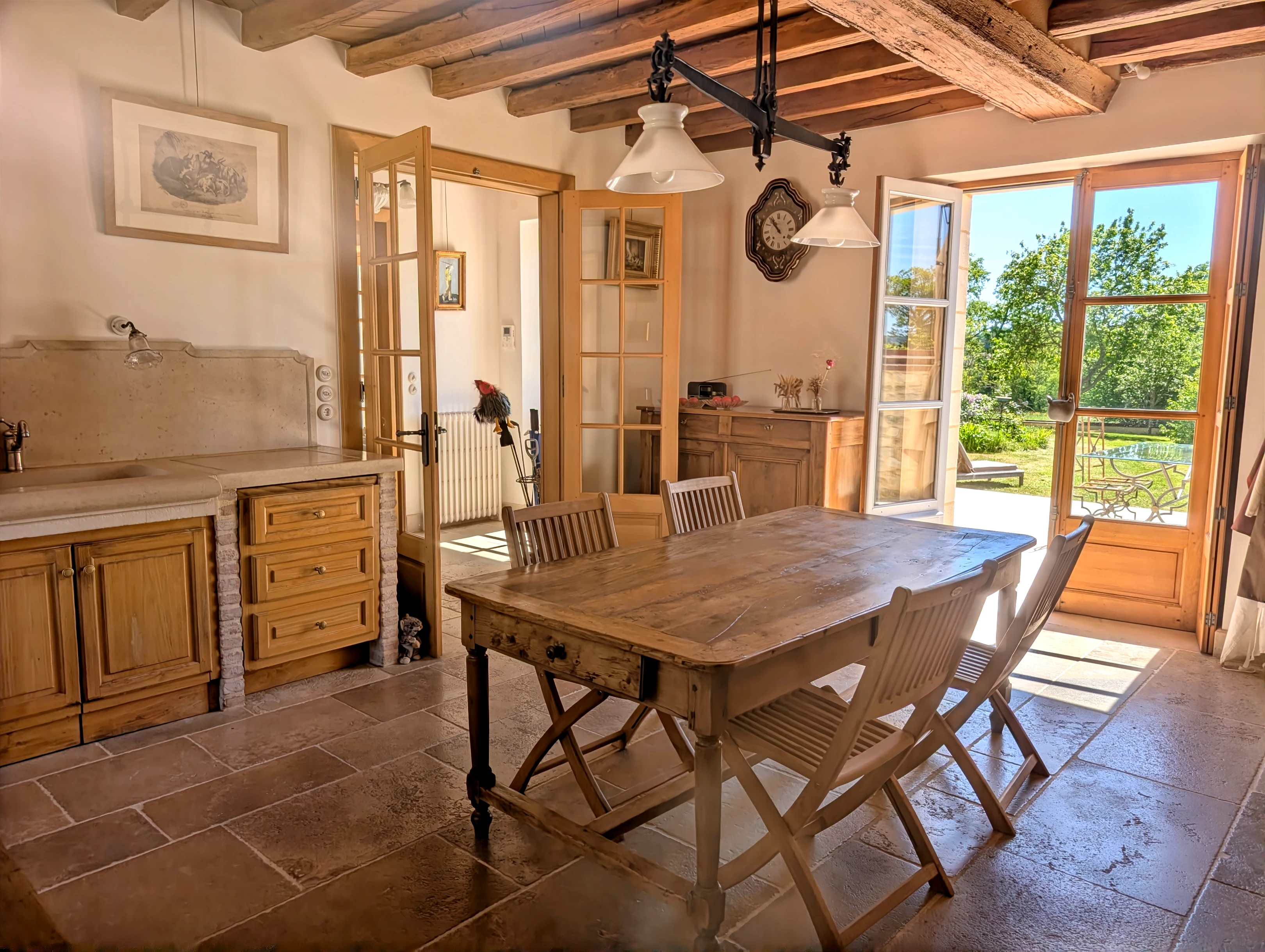 Propriété en France à vendre à Saint-Cyr-la-Rosière, Orne - €1 100 000 - photo 