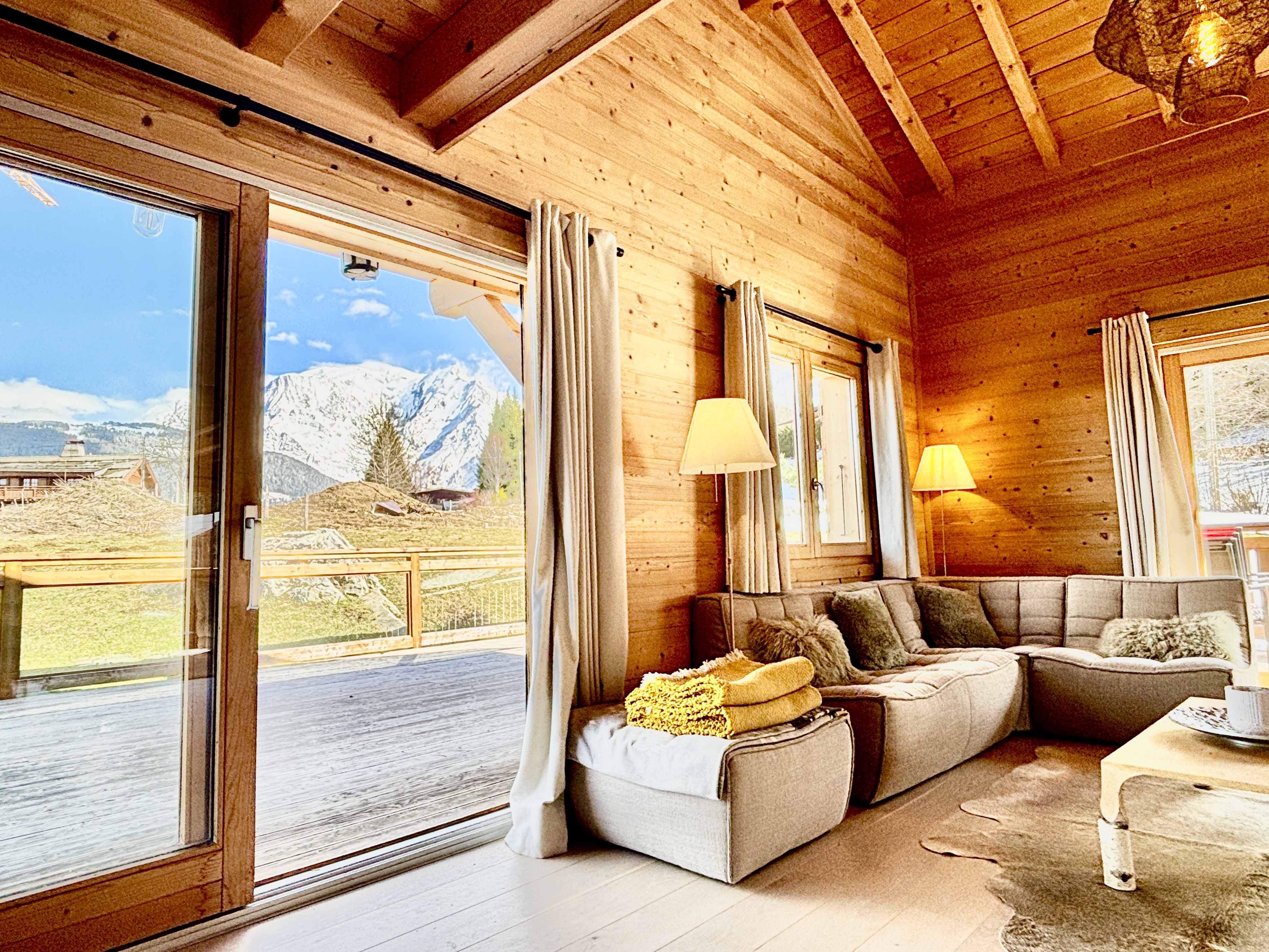 French property for sale in Saint-Gervais-les-Bains, Haute-Savoie - €1,895,000 - photo 