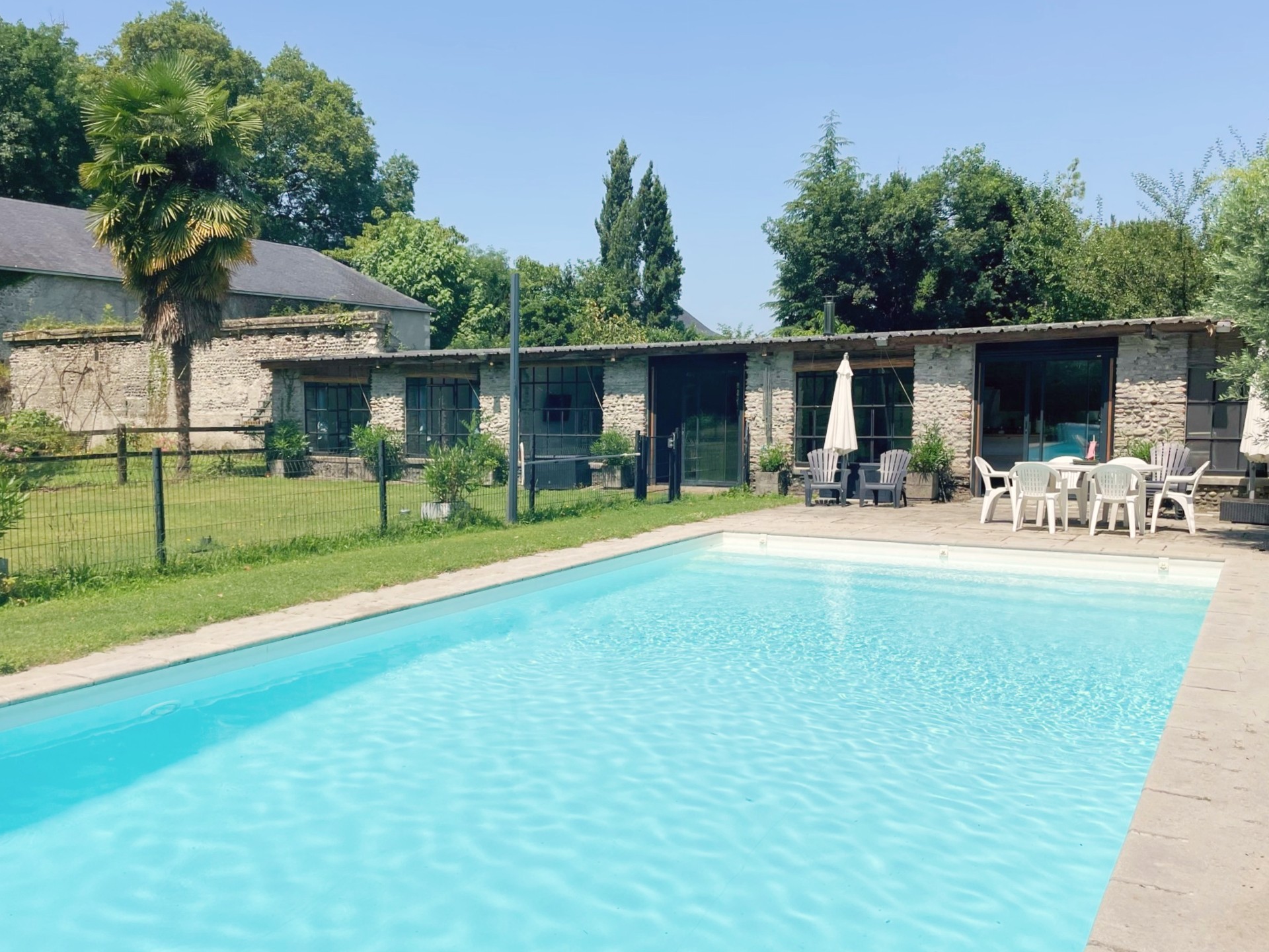 French property for sale in Pau, Pyrénées-Atlantiques - €970,000 - photo 