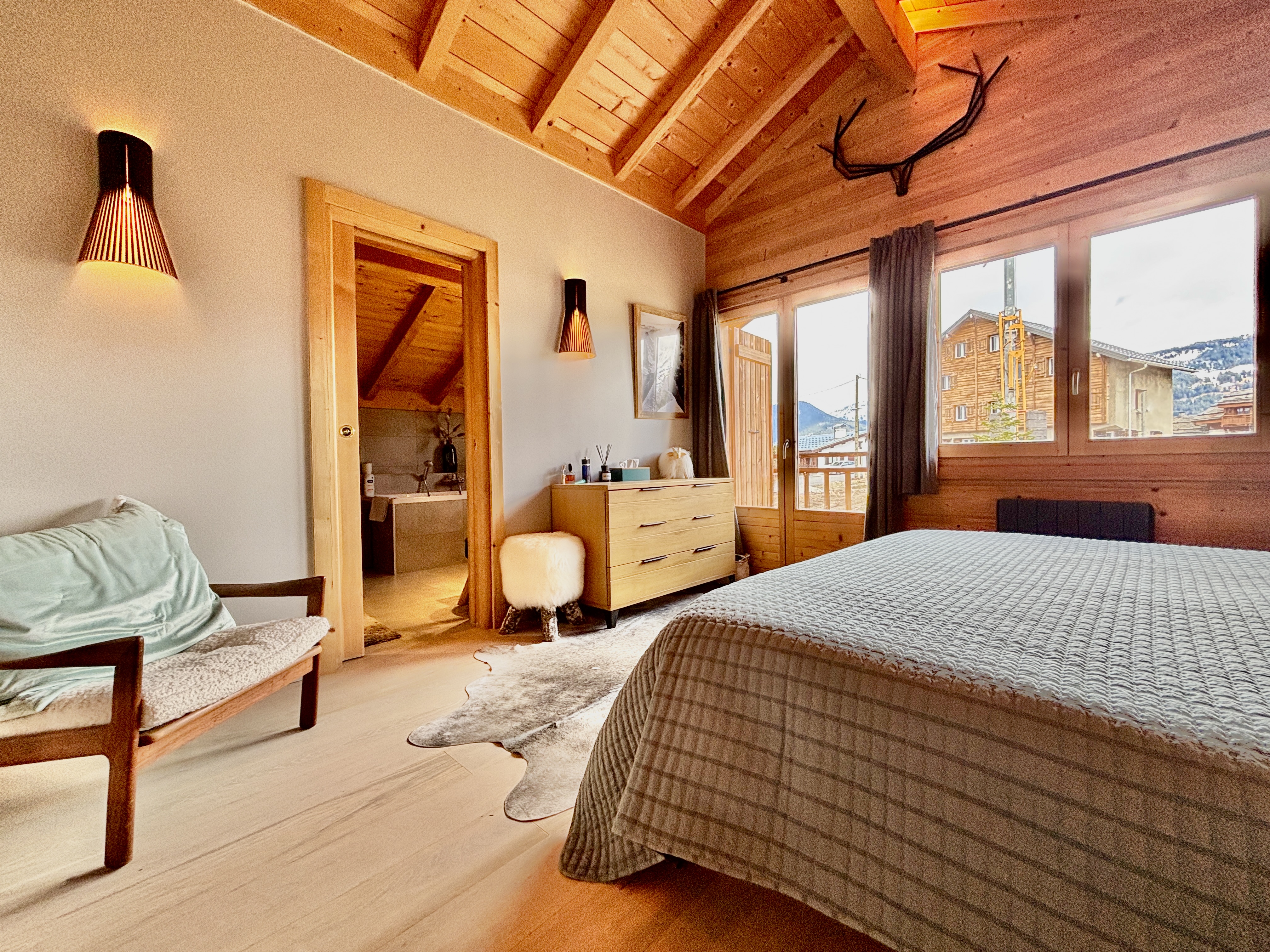 French property for sale in Saint-Gervais-les-Bains, Haute-Savoie - €1,895,000 - photo 