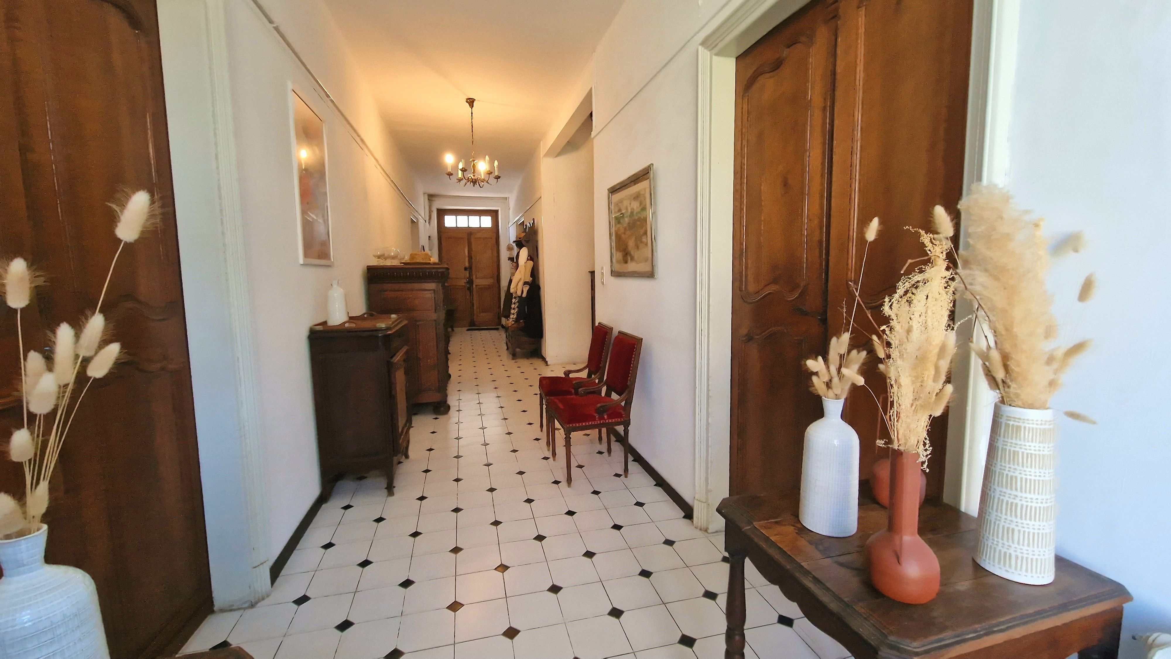 French property for sale in Moux, Aude - €450,000 - photo 