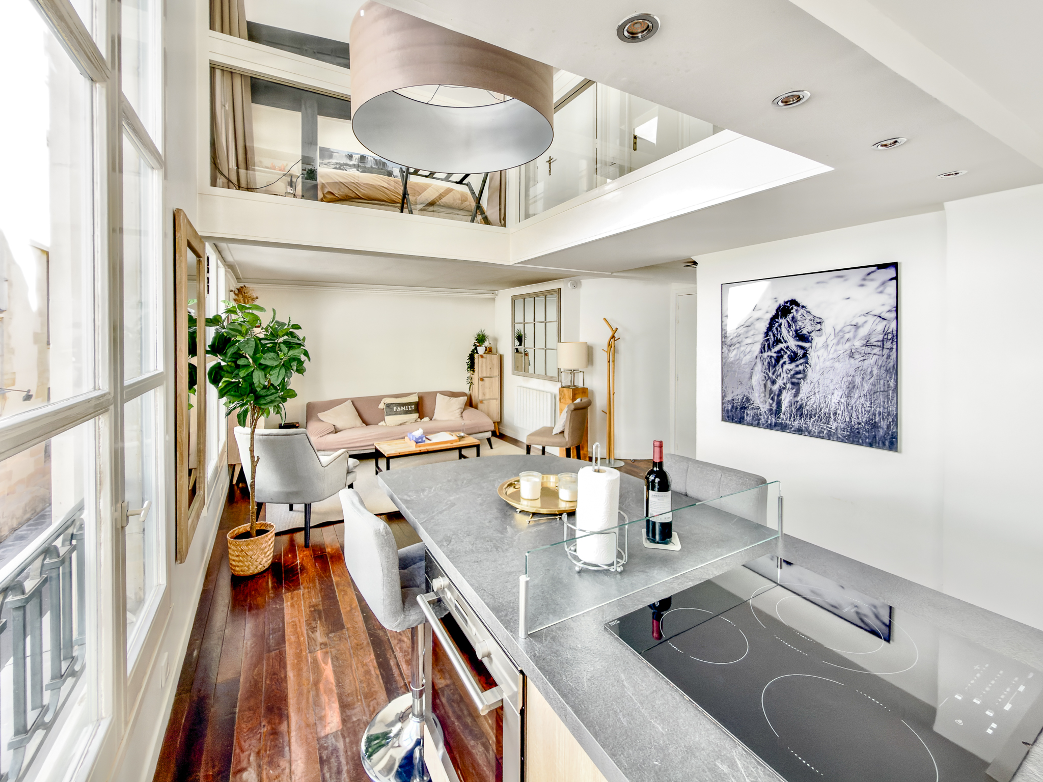 French property for sale in Paris, Paris - €1,250,000 - photo 