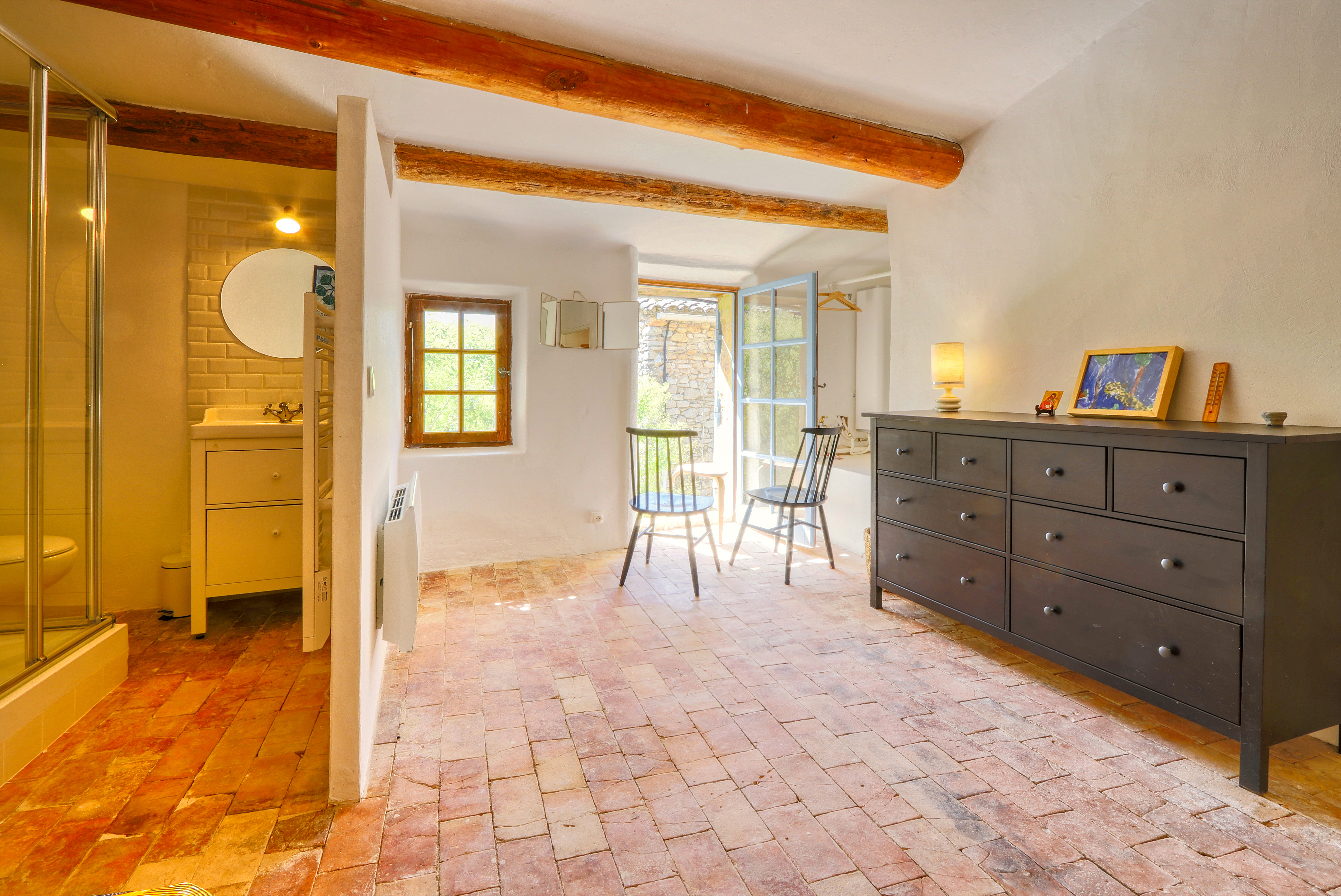 French property for sale in Villars, Vaucluse - €940,000 - photo 